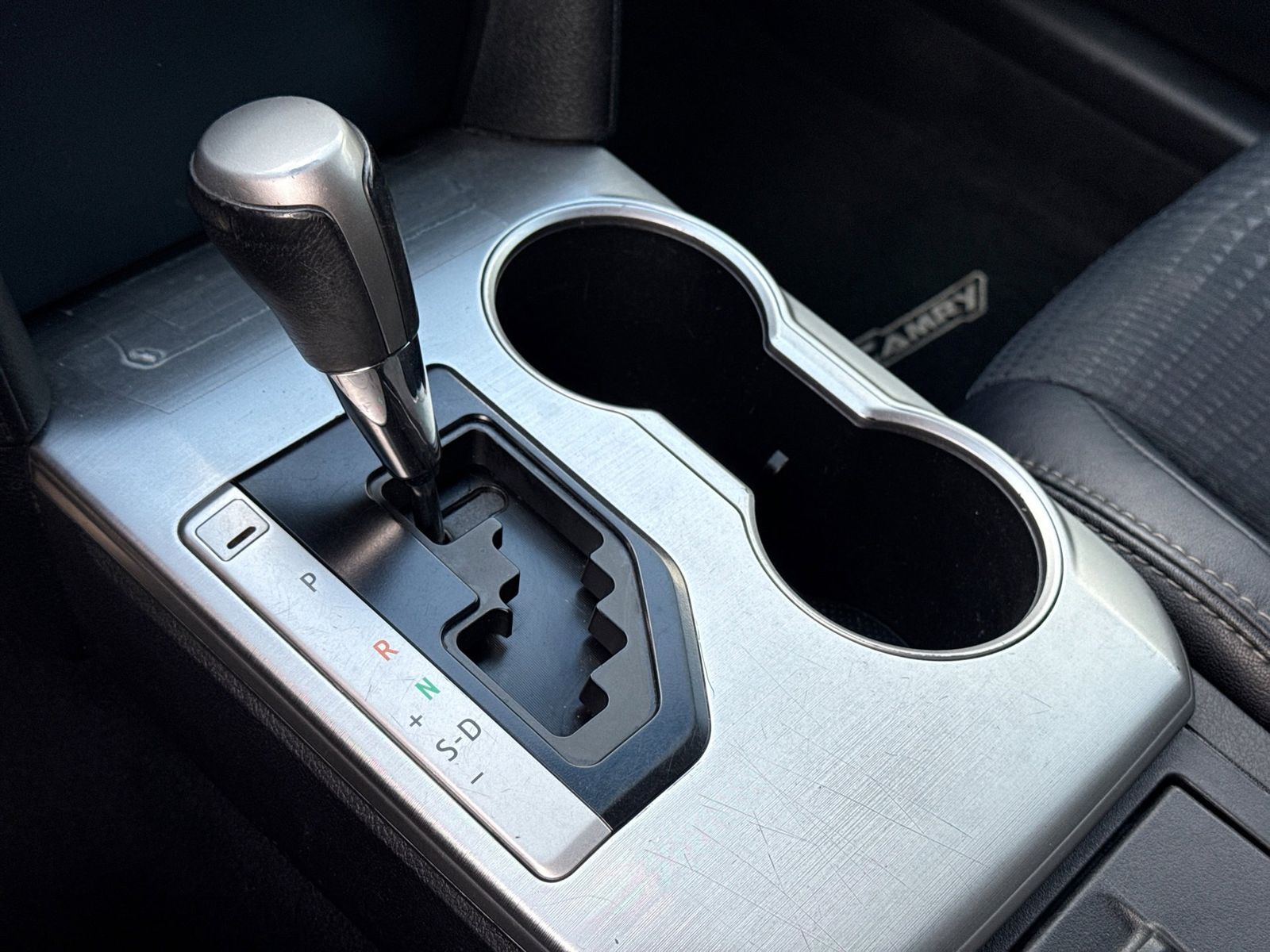 Thumbnail: 2013 Toyota Camry - 34