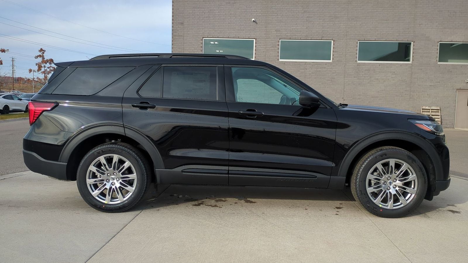 Thumbnail: 2026 Ford Explorer - 6