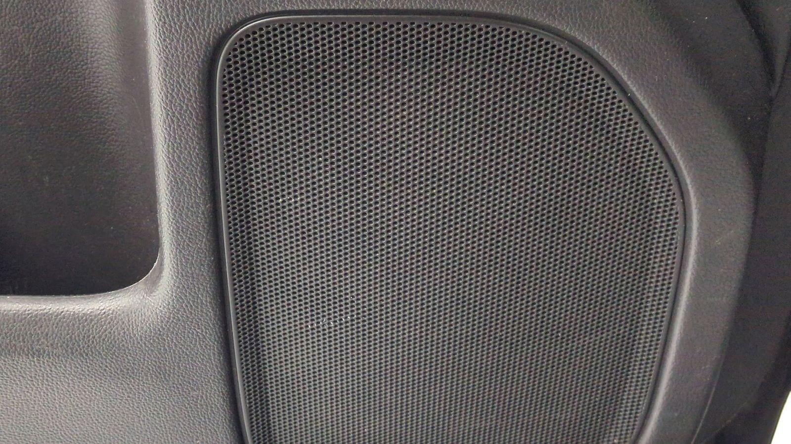 Thumbnail: 2015 Chevrolet Silverado 1500 - 34