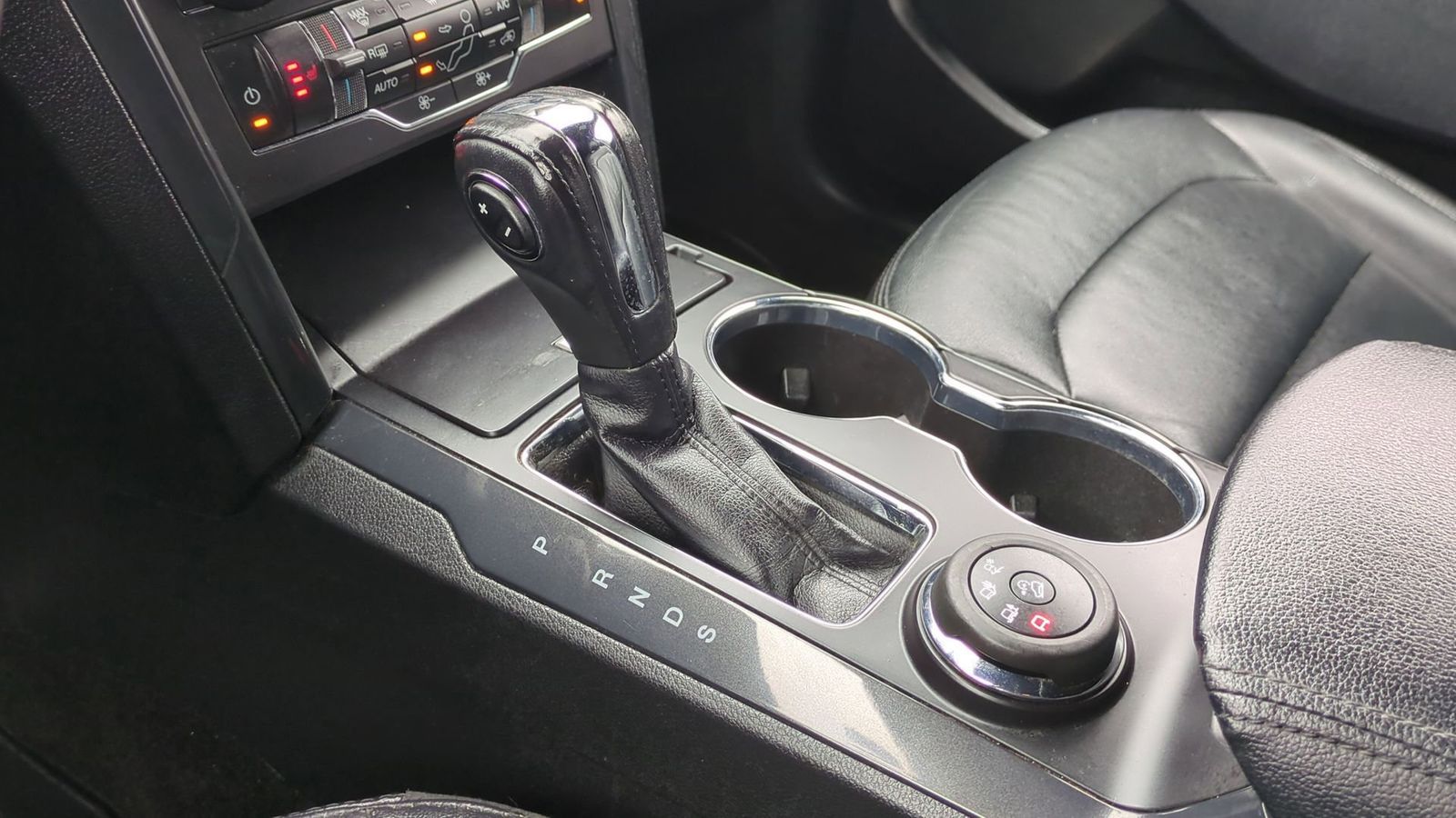 Thumbnail: 2018 Ford Explorer - 36