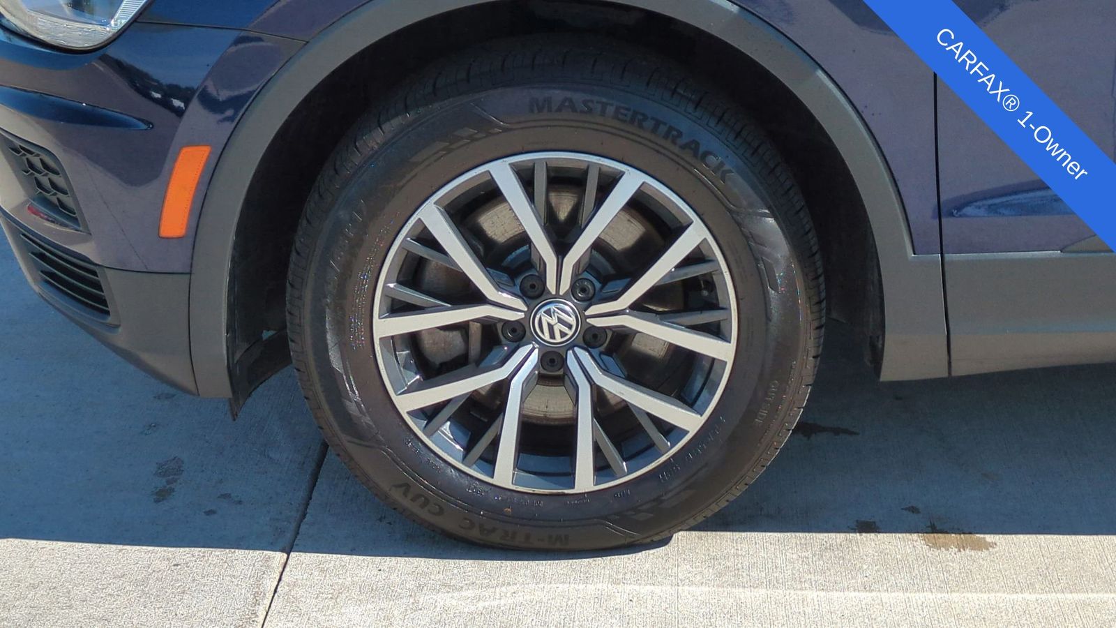 Thumbnail: 2021 Volkswagen Tiguan - 12
