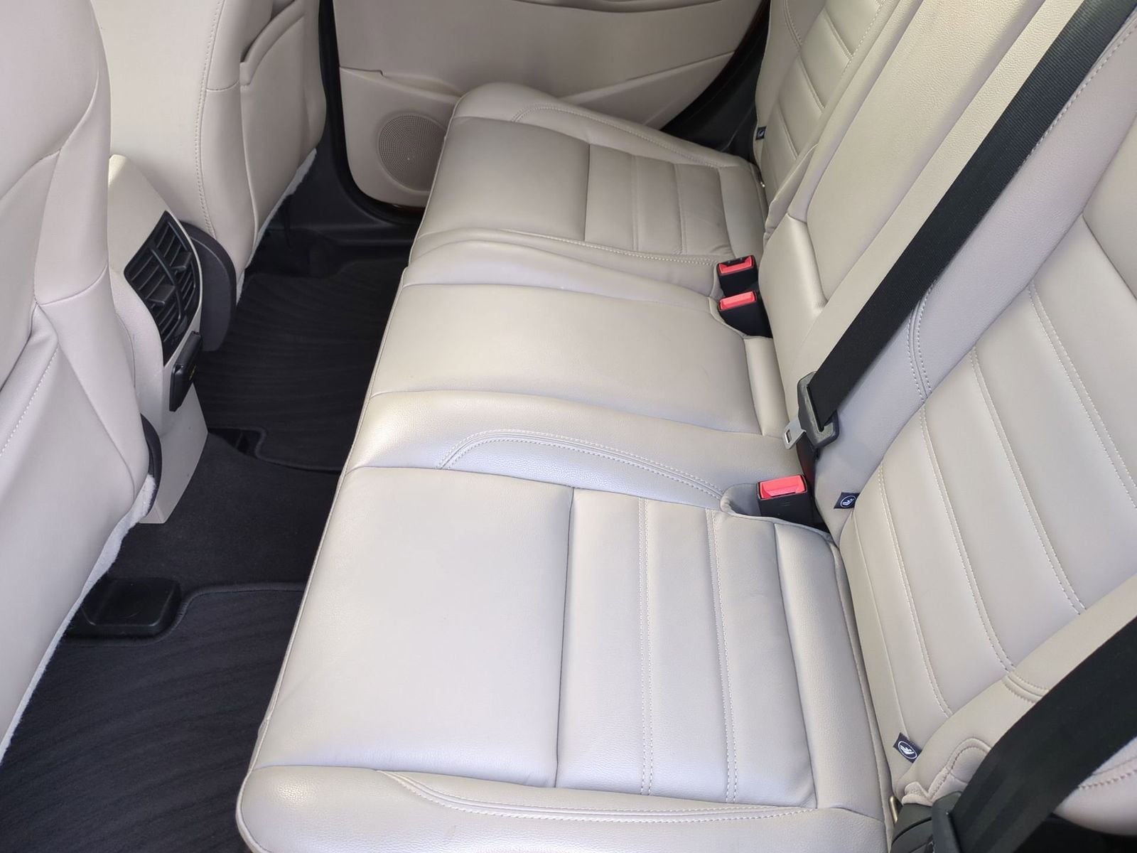 Thumbnail: 2019 Ford Escape - 22