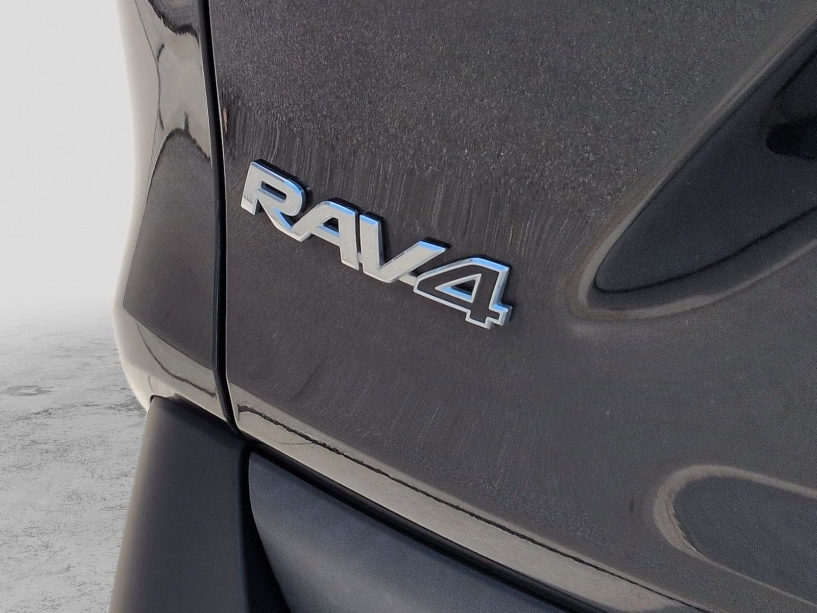 Thumbnail: 2019 Toyota RAV4 - 14