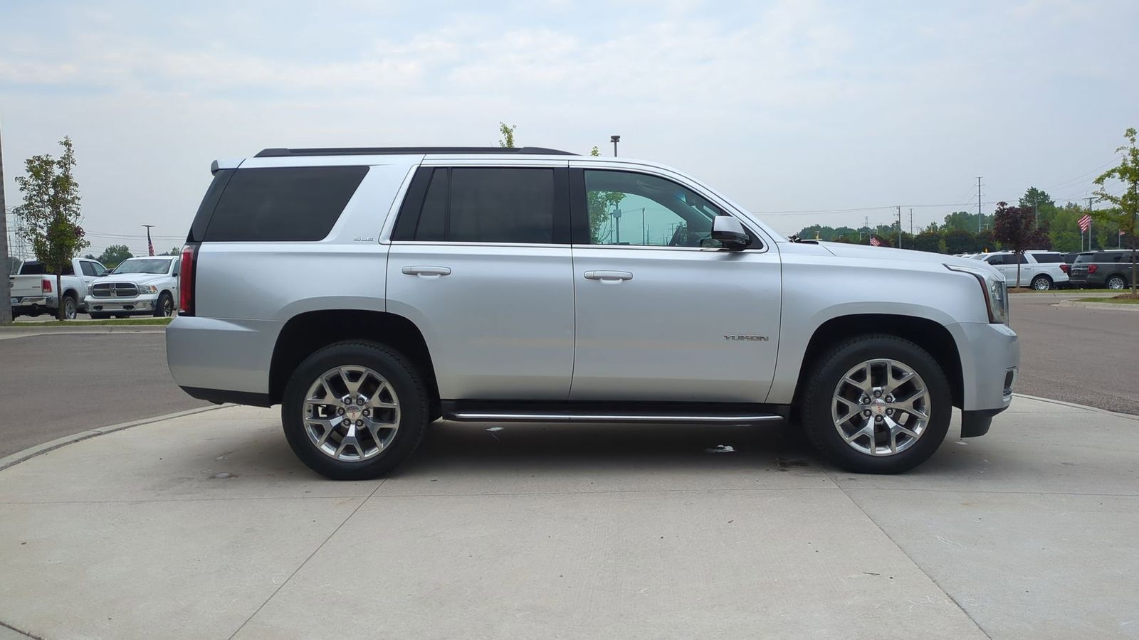 Thumbnail: 2015 GMC Yukon - 8