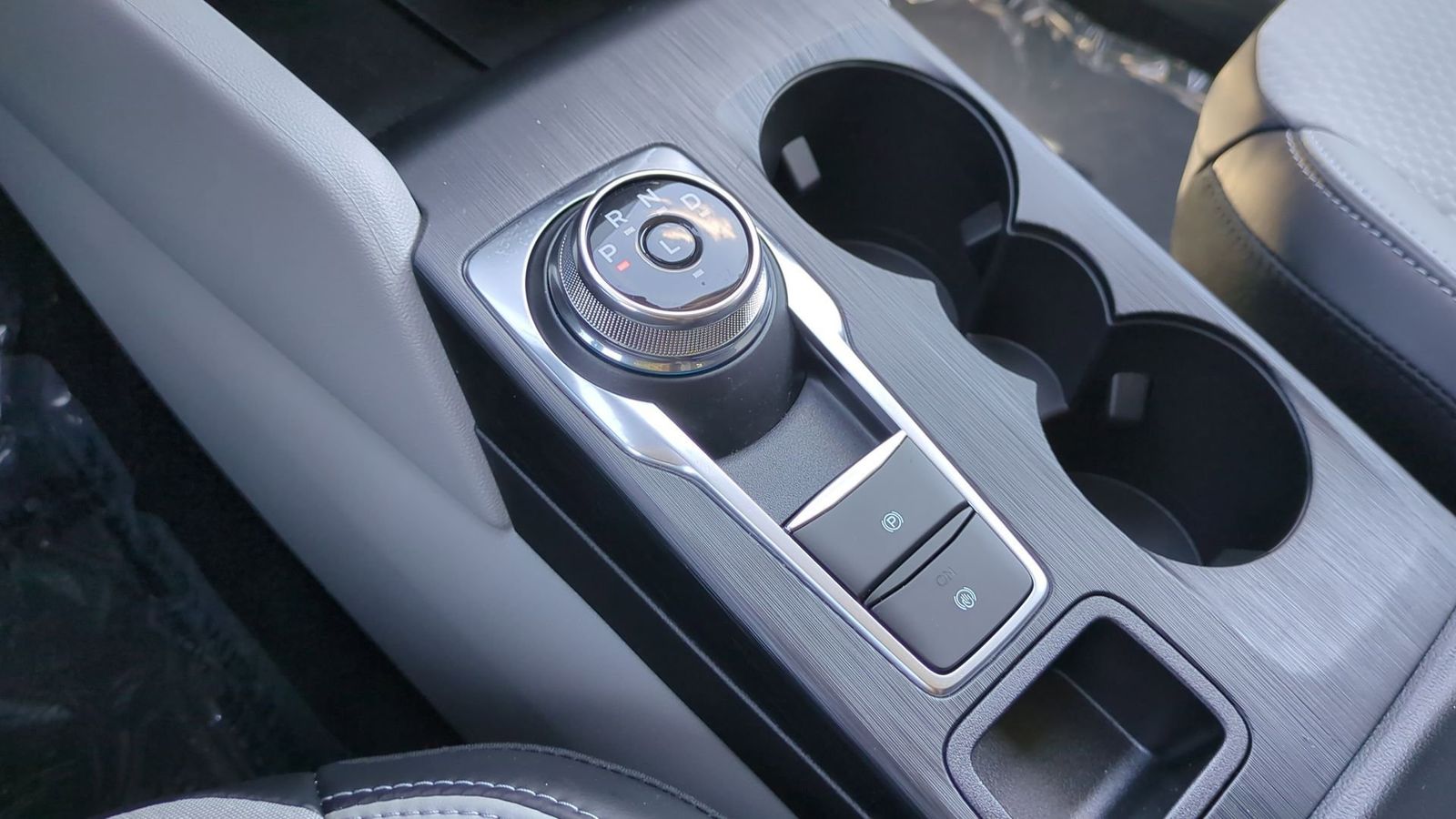 Thumbnail: 2025 Ford Escape - 31