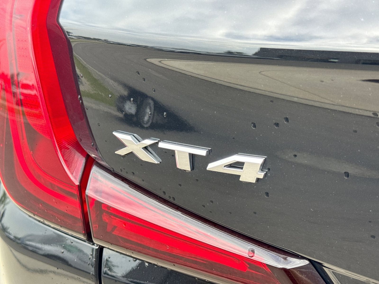 Thumbnail: 2019 Cadillac XT4 - 15