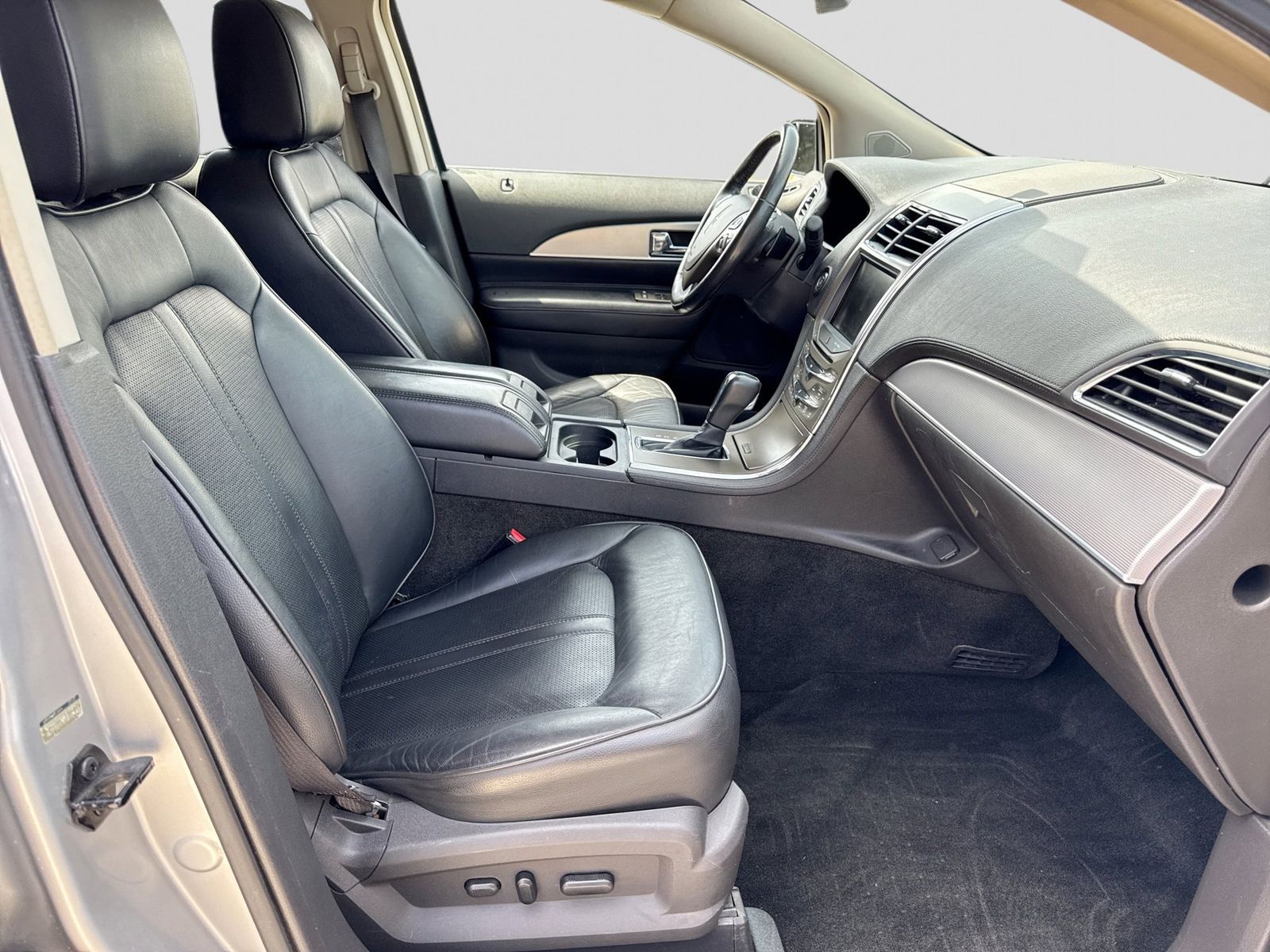 Thumbnail: 2013 Lincoln MKX - 21