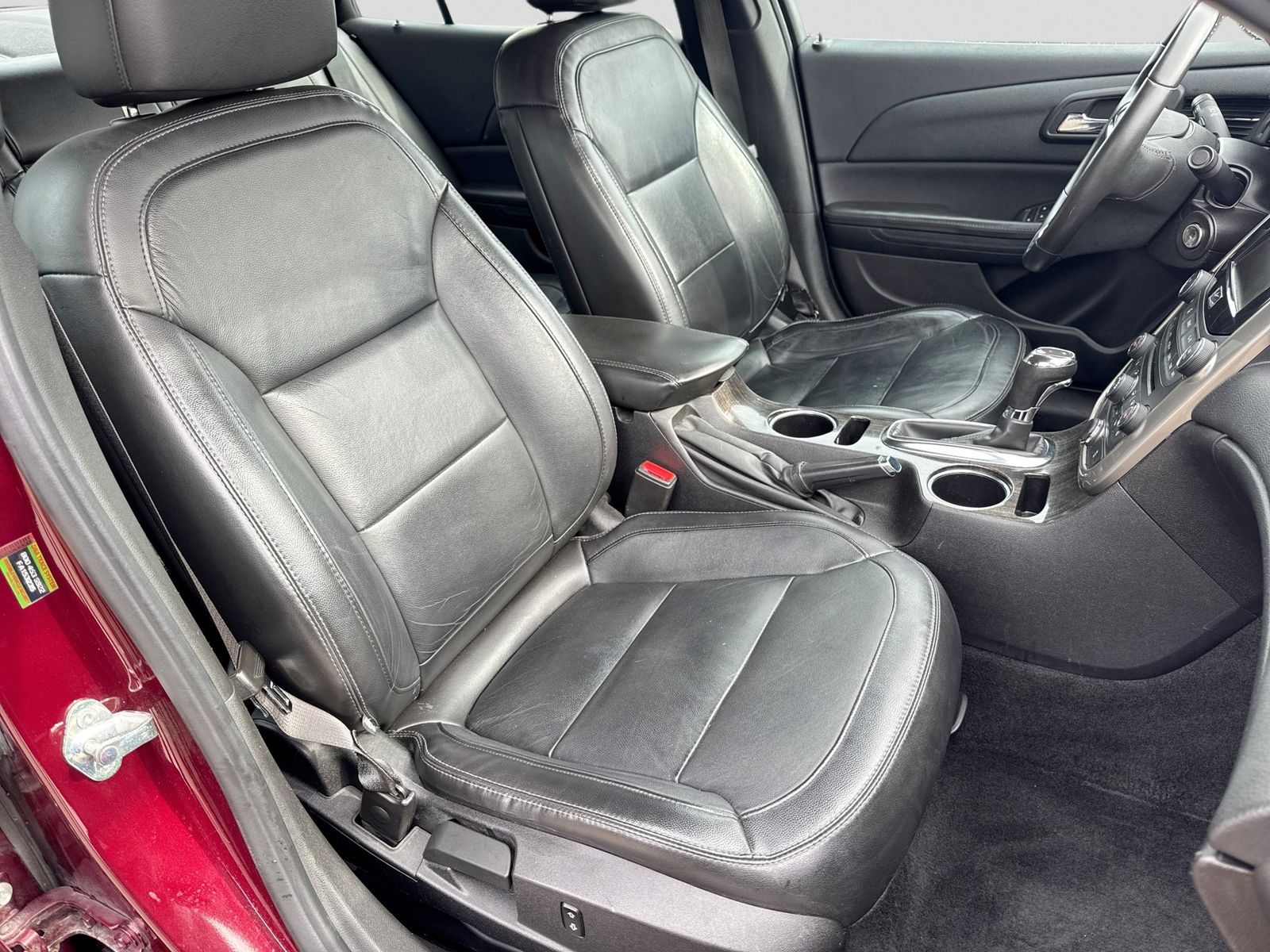 Thumbnail: 2015 Chevrolet Malibu - 21