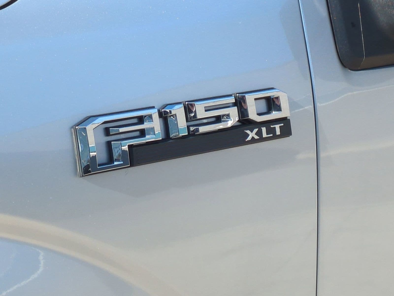 Thumbnail: 2019 Ford F-150 - 15