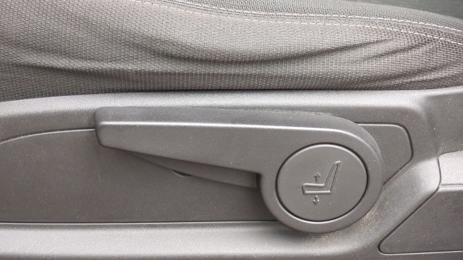 Thumbnail: 2015 GMC Acadia - 19