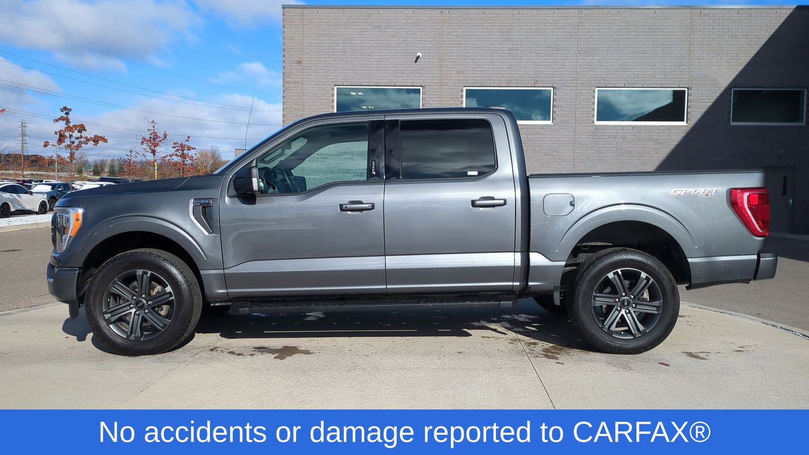 2023 Ford F-150 XLT photo 2