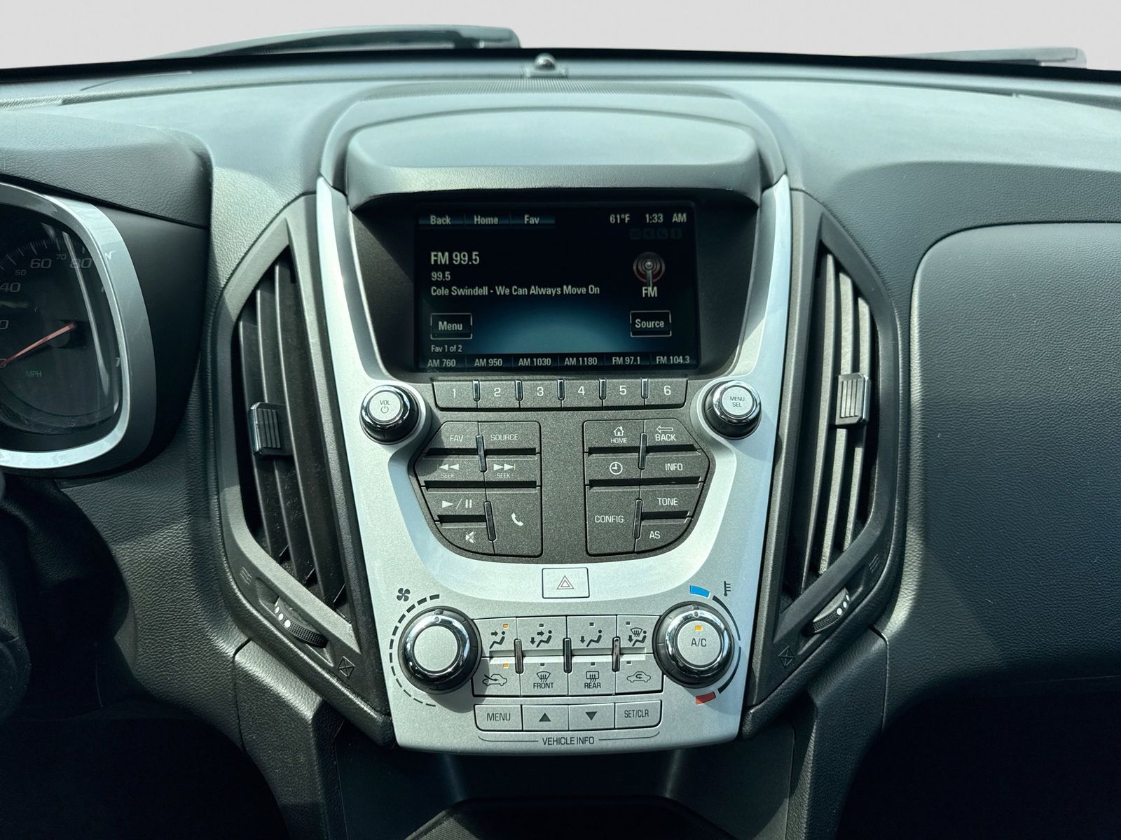 Thumbnail: 2016 Chevrolet Equinox - 27