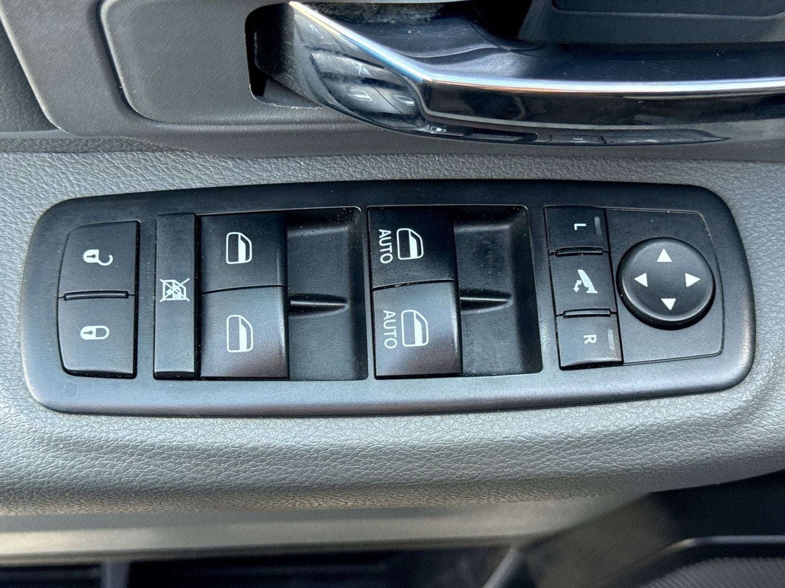 Thumbnail: 2017 RAM 1500 - 17