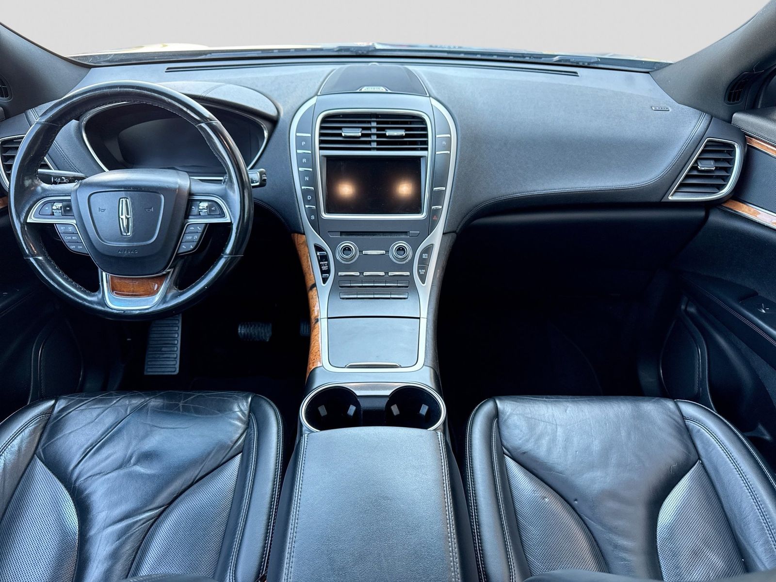 Thumbnail: 2019 Lincoln Nautilus - 14
