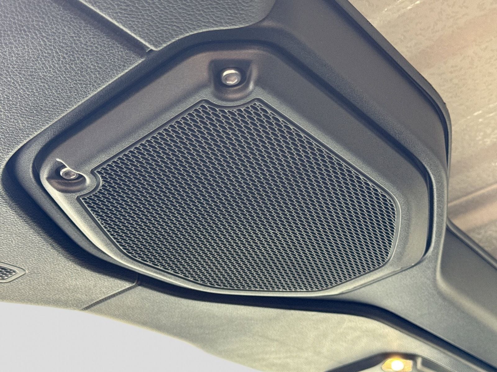 Thumbnail: 2022 Jeep Wrangler - 33