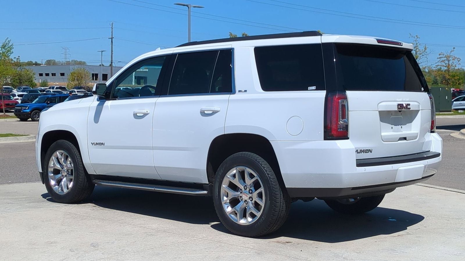 2019 GMC Yukon SLE 3
