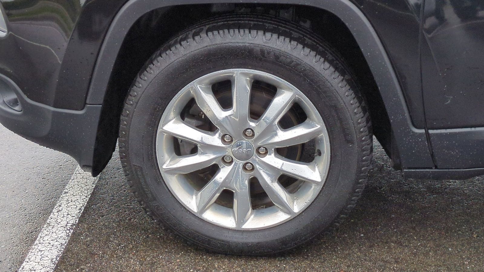 Thumbnail: 2015 Jeep Cherokee - 15
