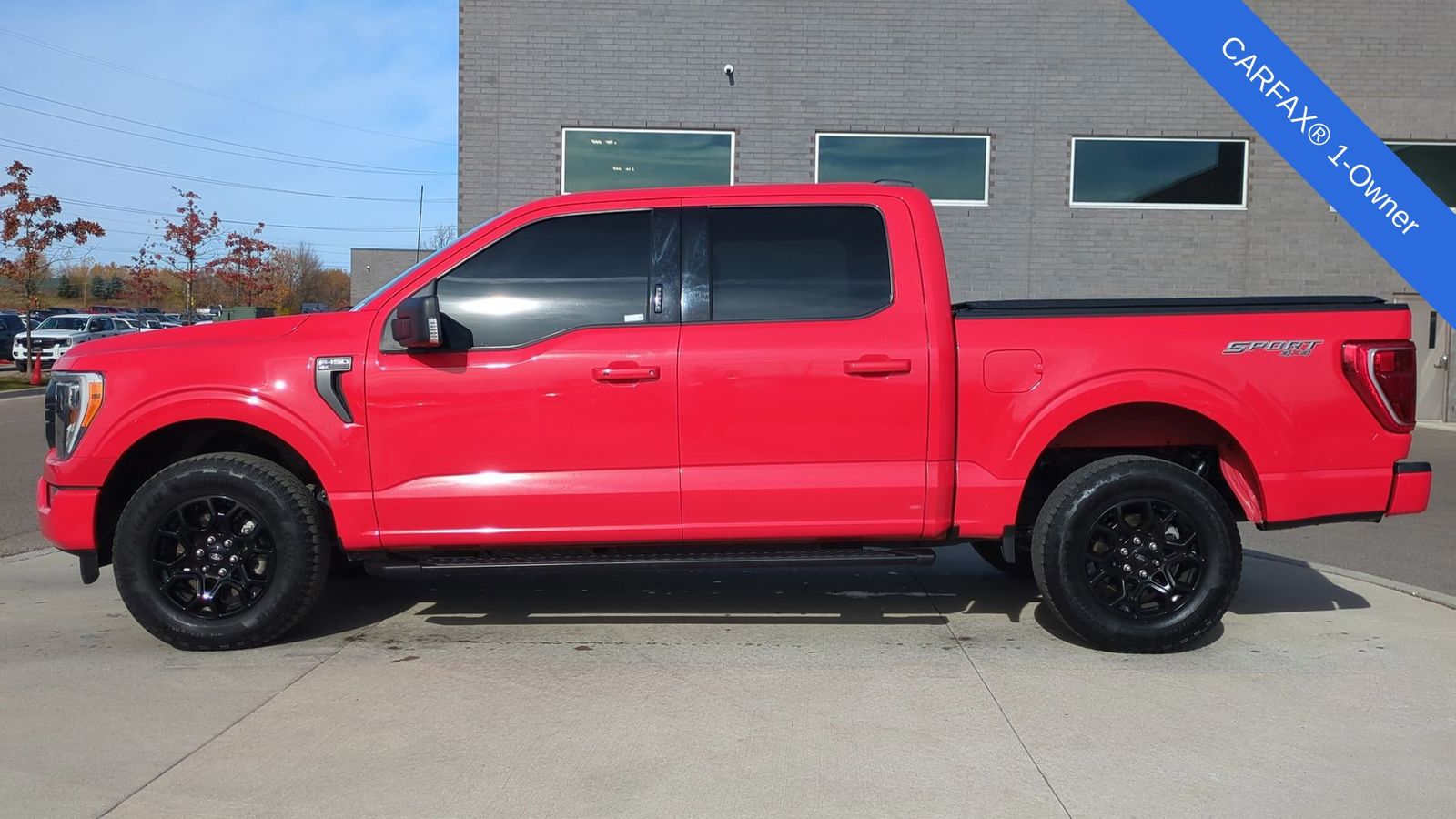 2021 Ford F-150 XLT photo 2