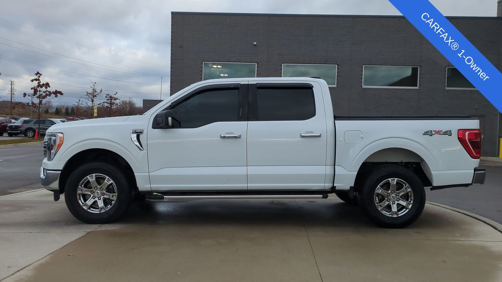 2023 Ford F-150 XLT photo 2