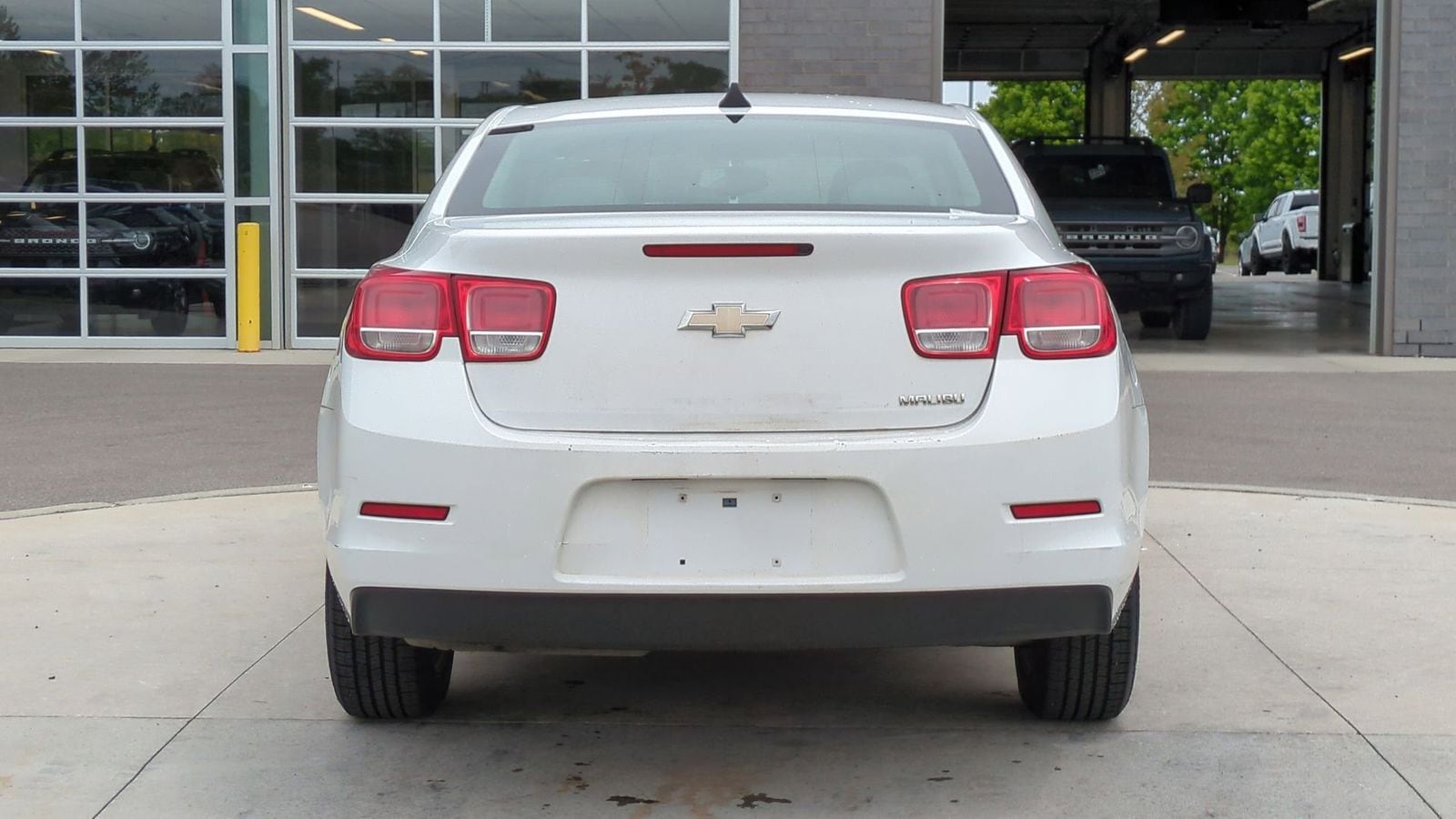 Thumbnail: 2013 Chevrolet Malibu - 4
