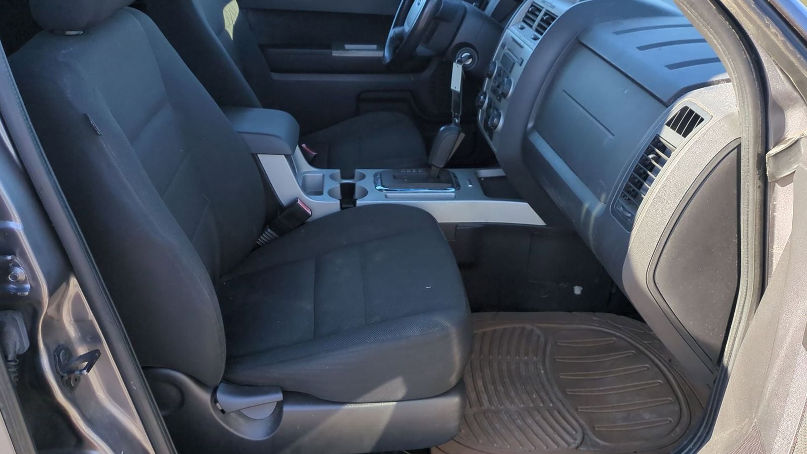 Thumbnail: 2009 Ford Escape - 10