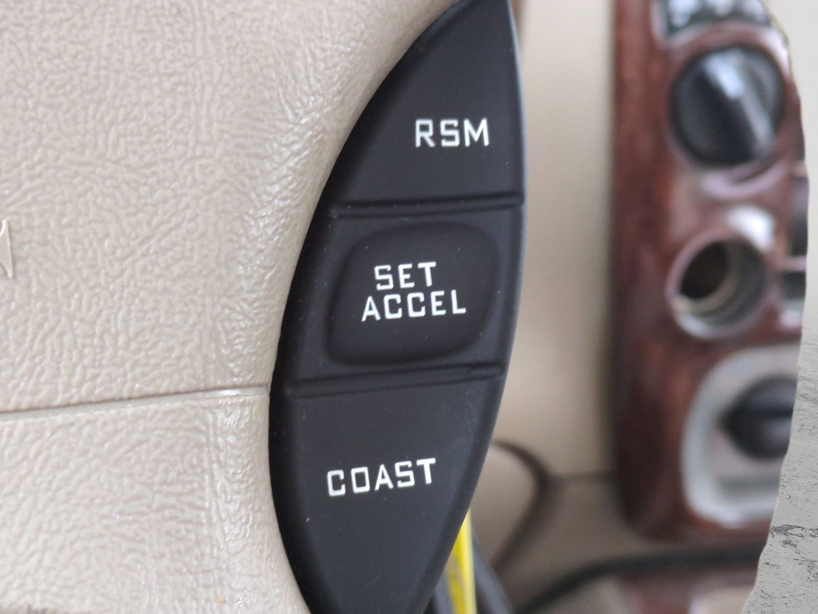 Thumbnail: 2003 Ford Explorer Sport Trac - 27