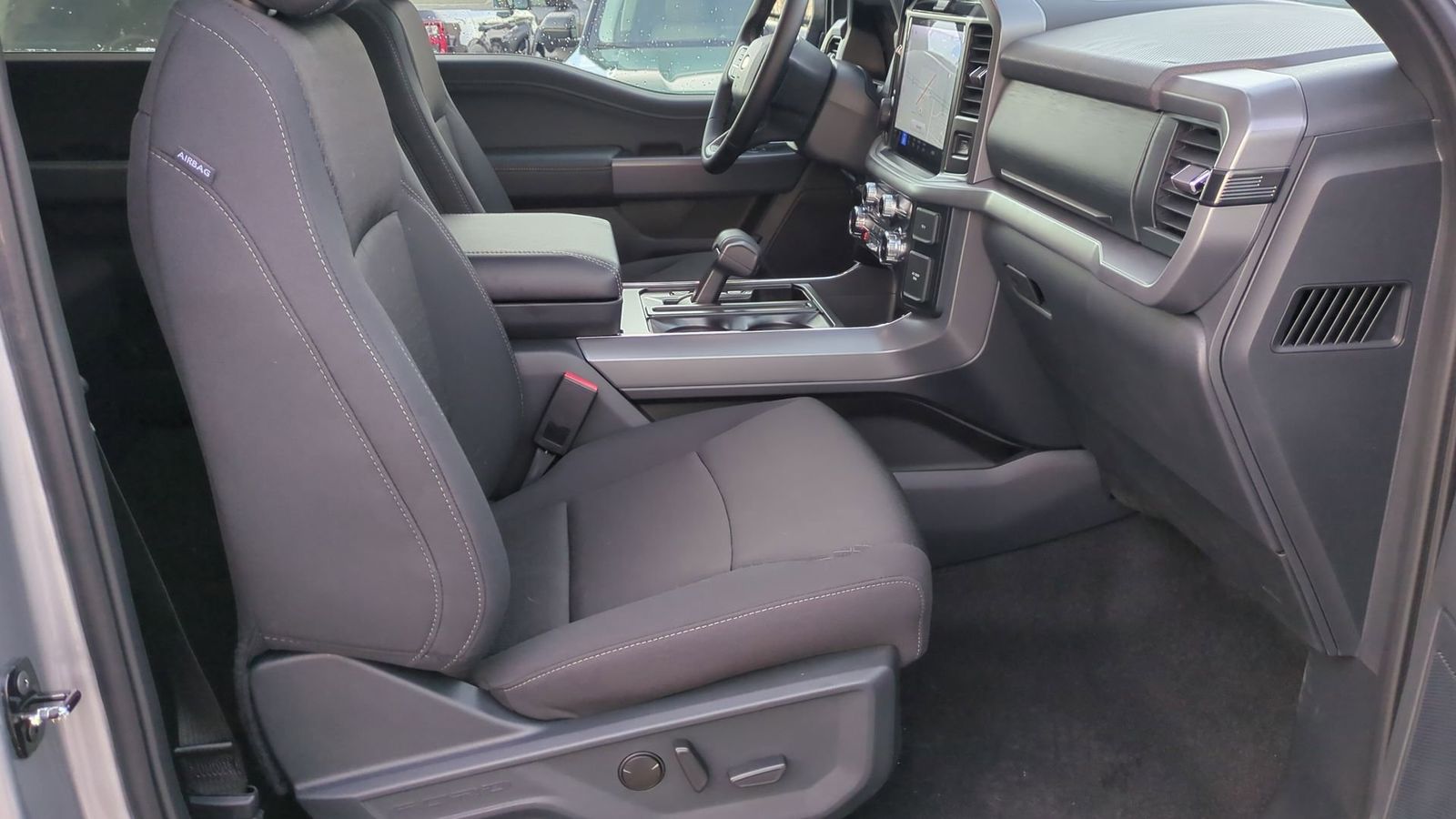 Thumbnail: 2025 Ford F-150 - 19