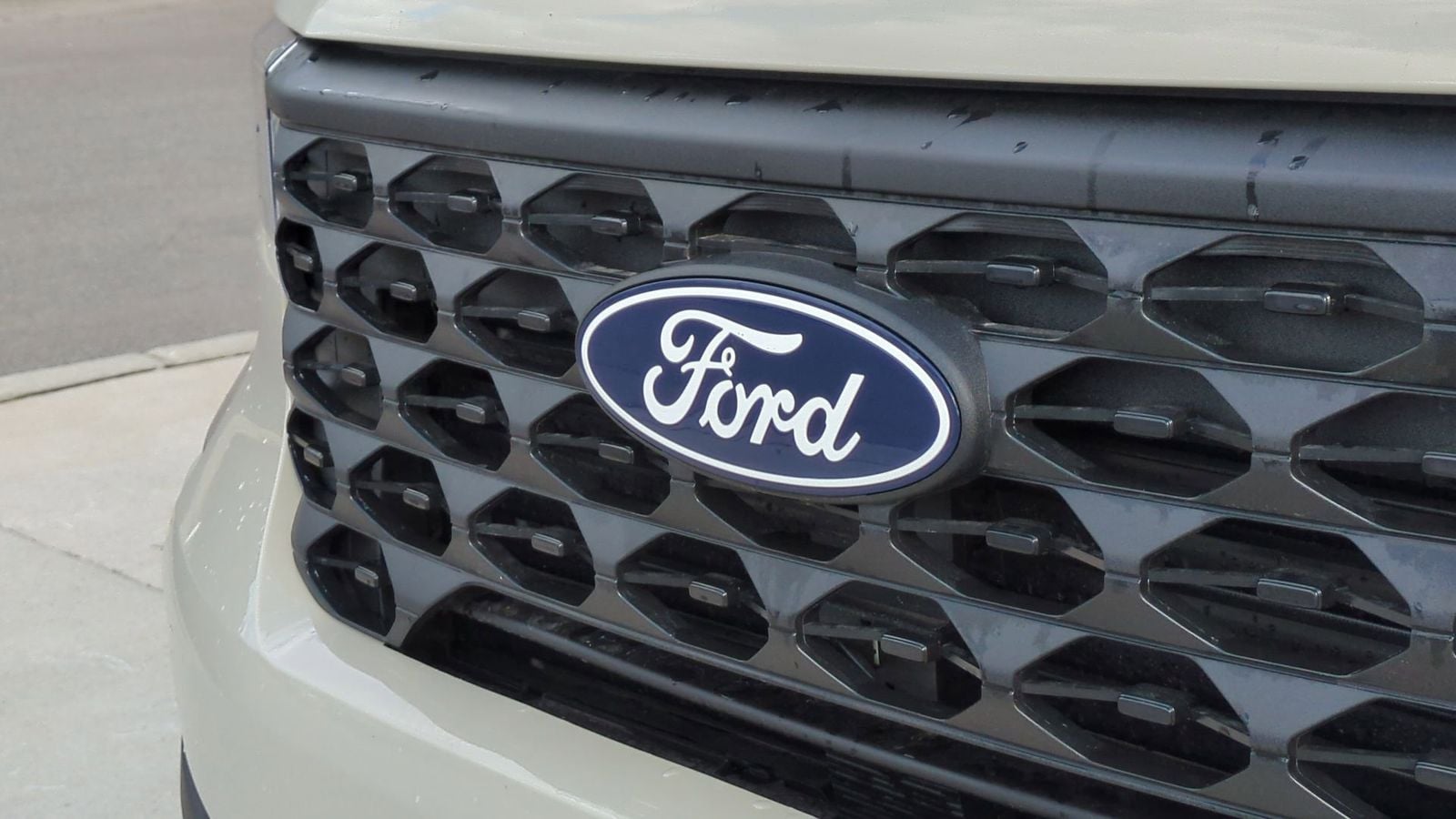 Thumbnail: 2025 Ford Maverick - 10