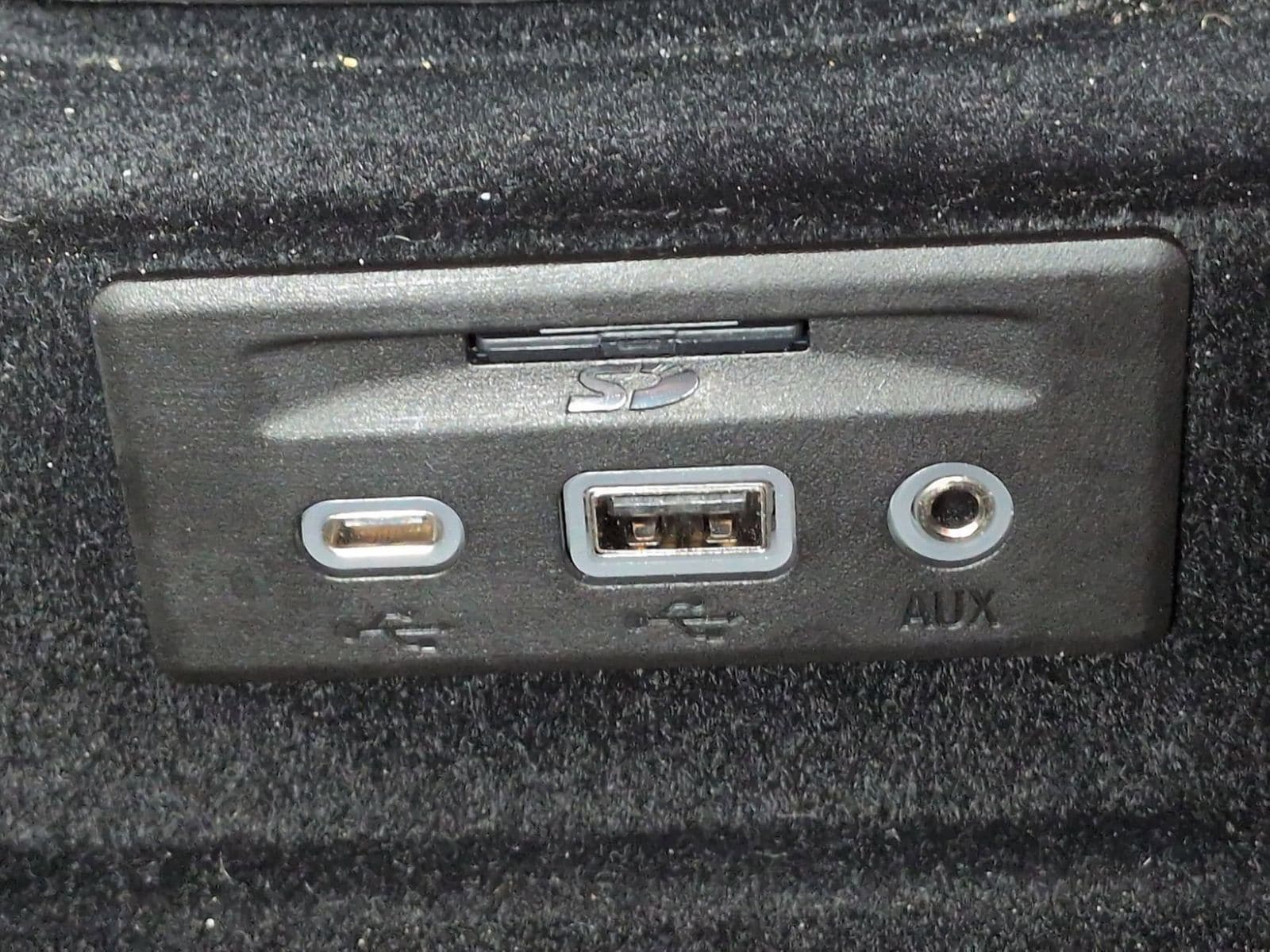 Thumbnail: 2020 Chevrolet Corvette - 33