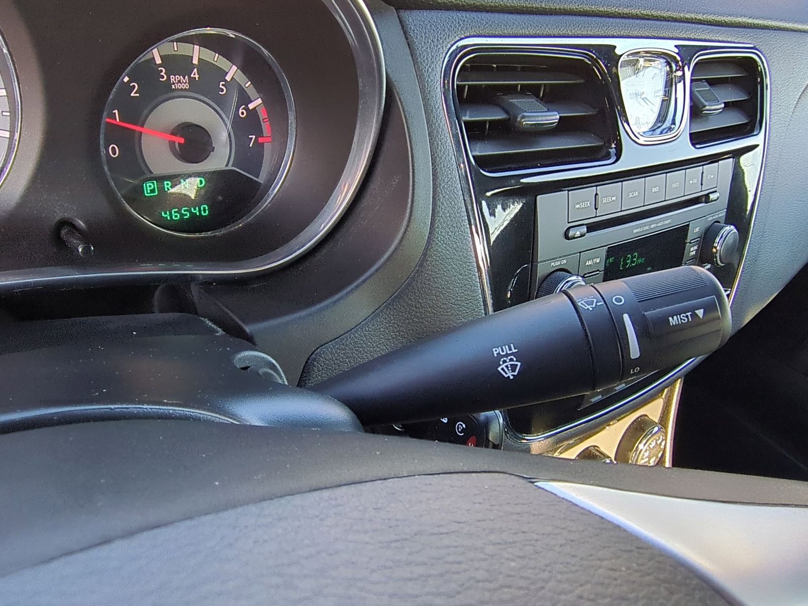 Thumbnail: 2013 Chrysler 200 - 27