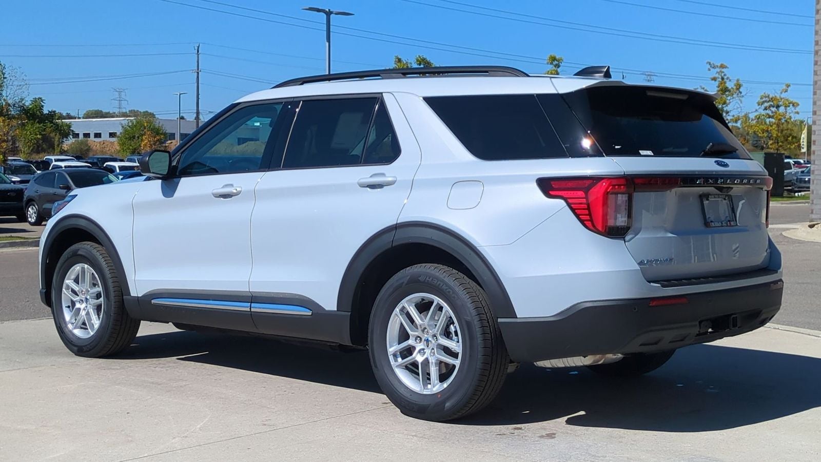 Thumbnail: 2025 Ford Explorer - 3