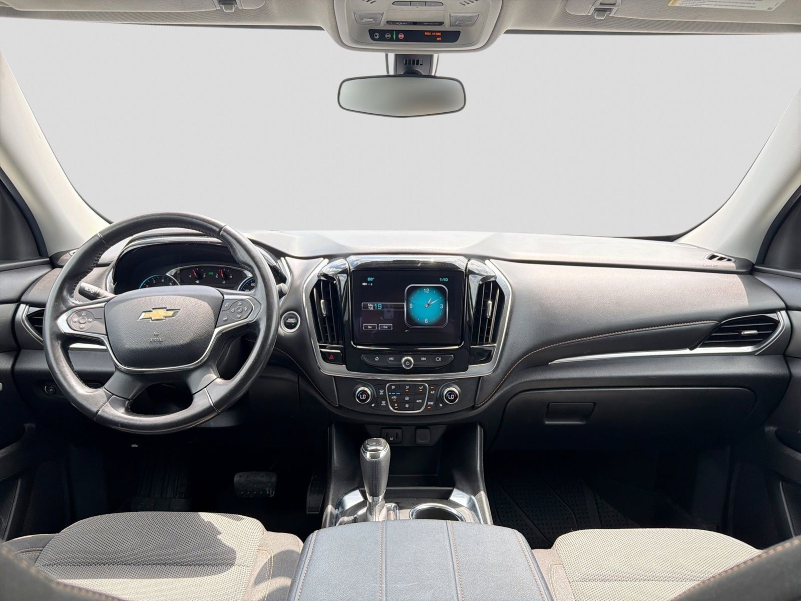 Thumbnail: 2019 Chevrolet Traverse - 18