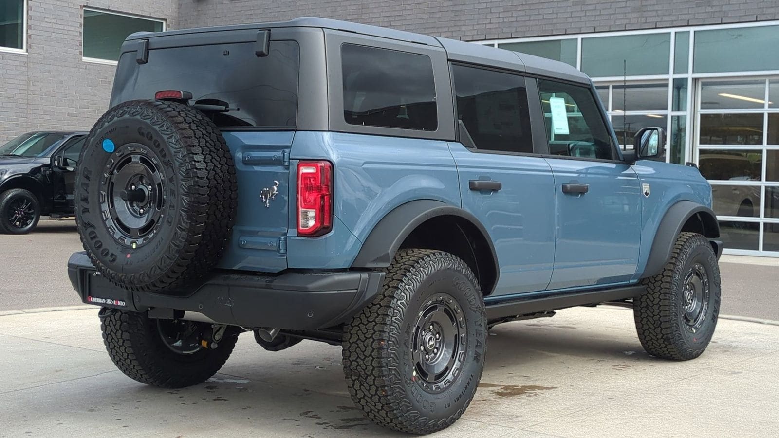 Thumbnail: 2025 Ford Bronco - 6