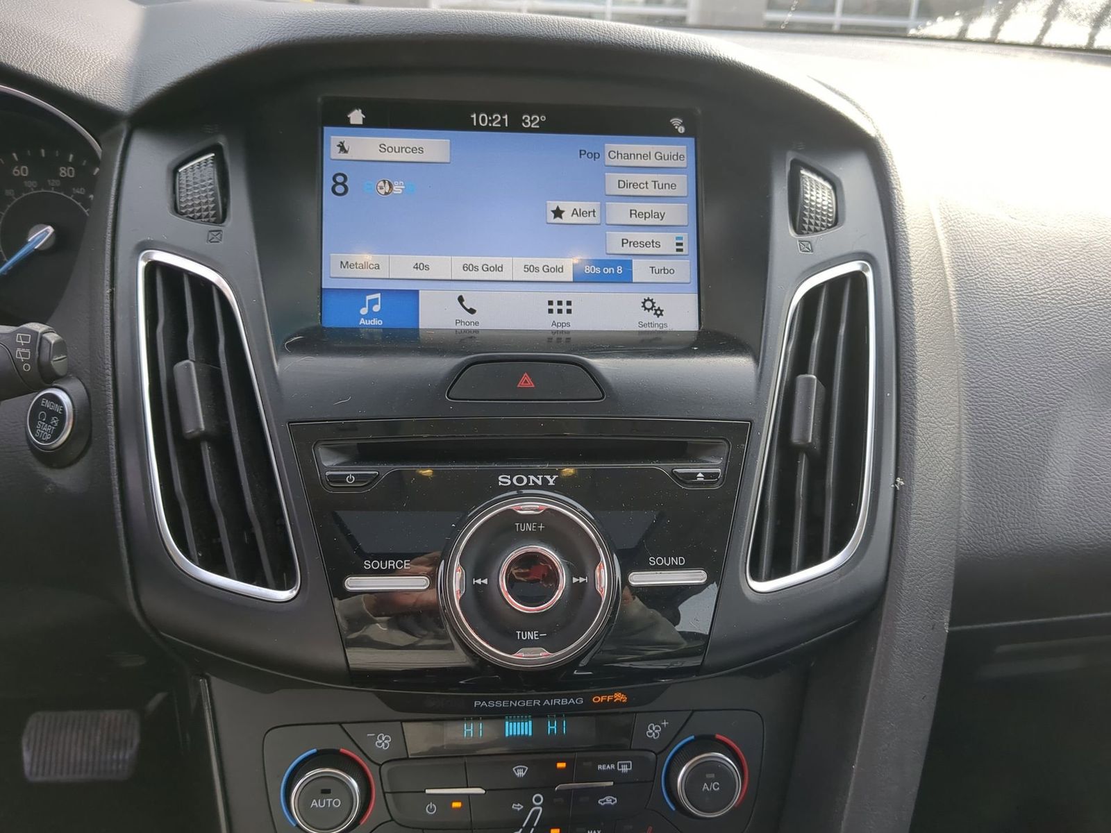 Thumbnail: 2017 Ford Focus - 18