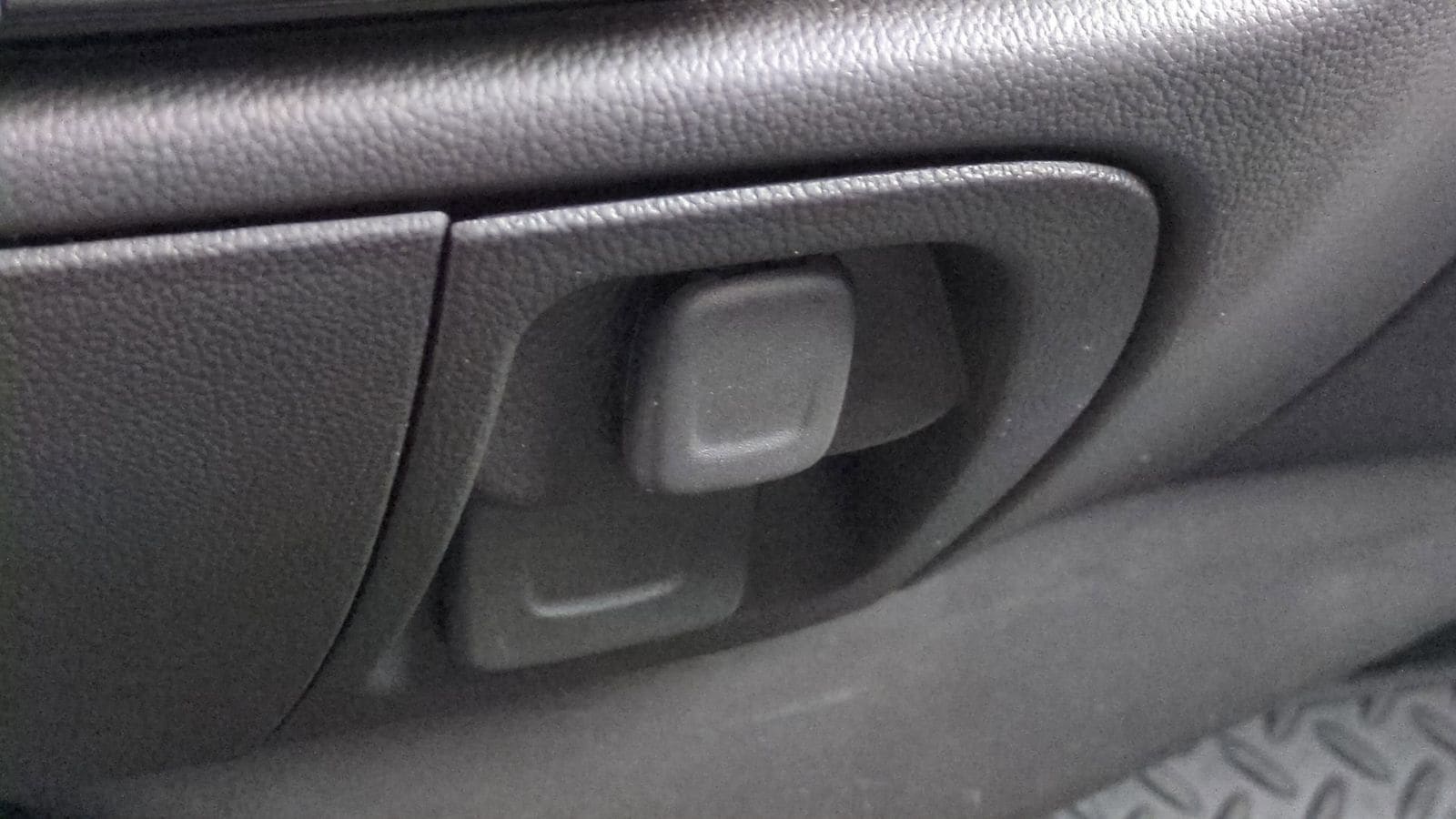 Thumbnail: 2016 Chevrolet Silverado 1500 - 35