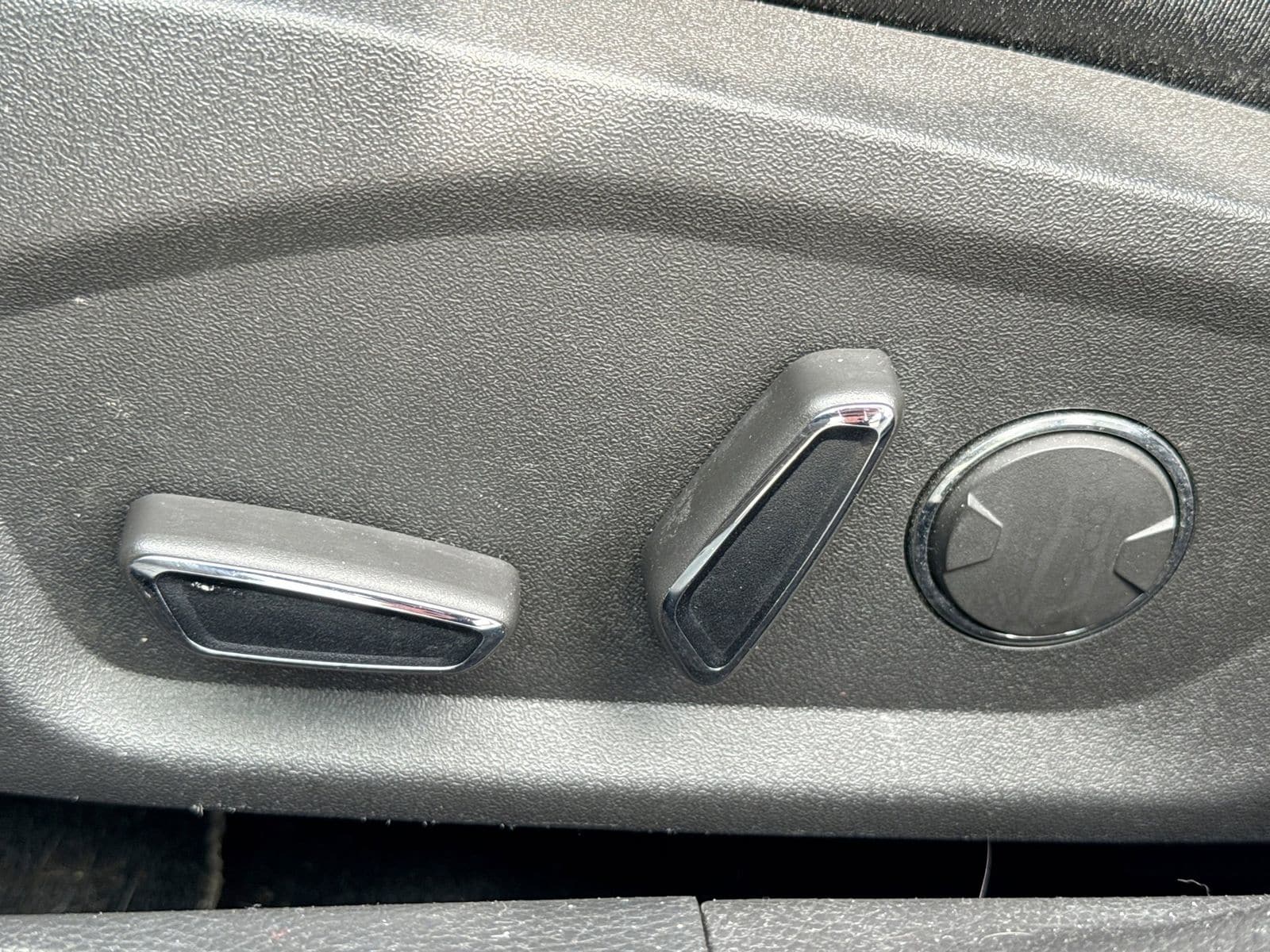 Thumbnail: 2014 Ford Fusion - 12