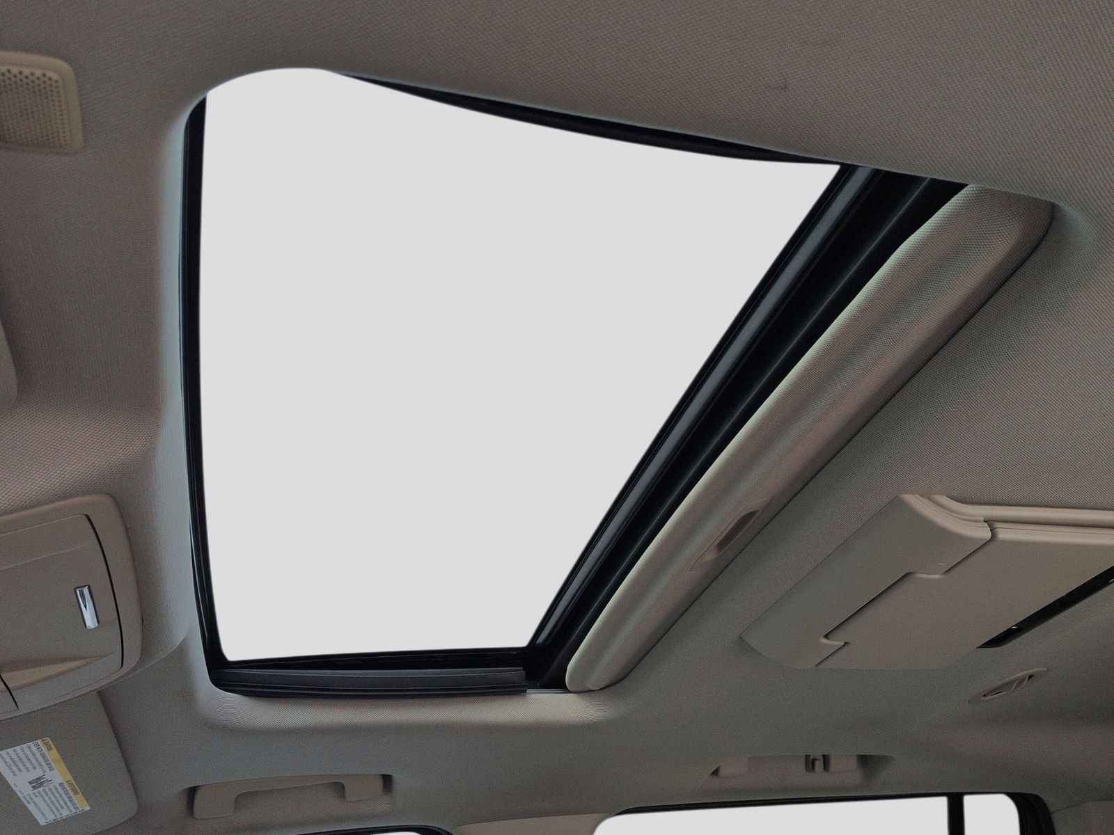 Thumbnail: 2015 Chevrolet Suburban - 23