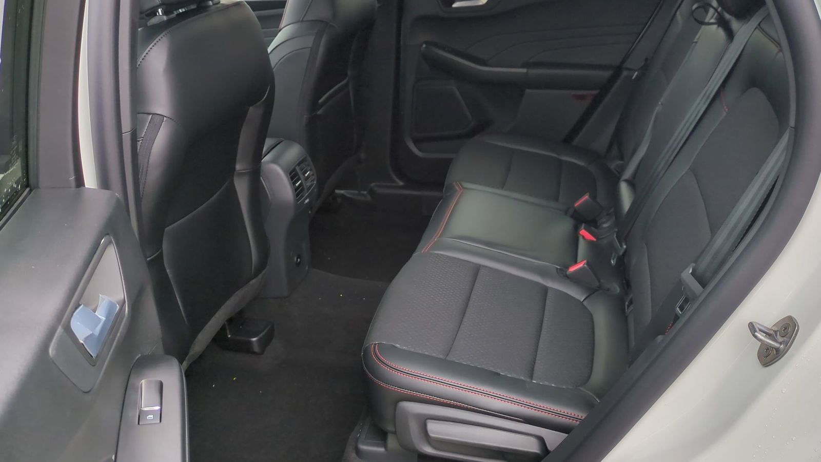 Thumbnail: 2025 Ford Escape - 17