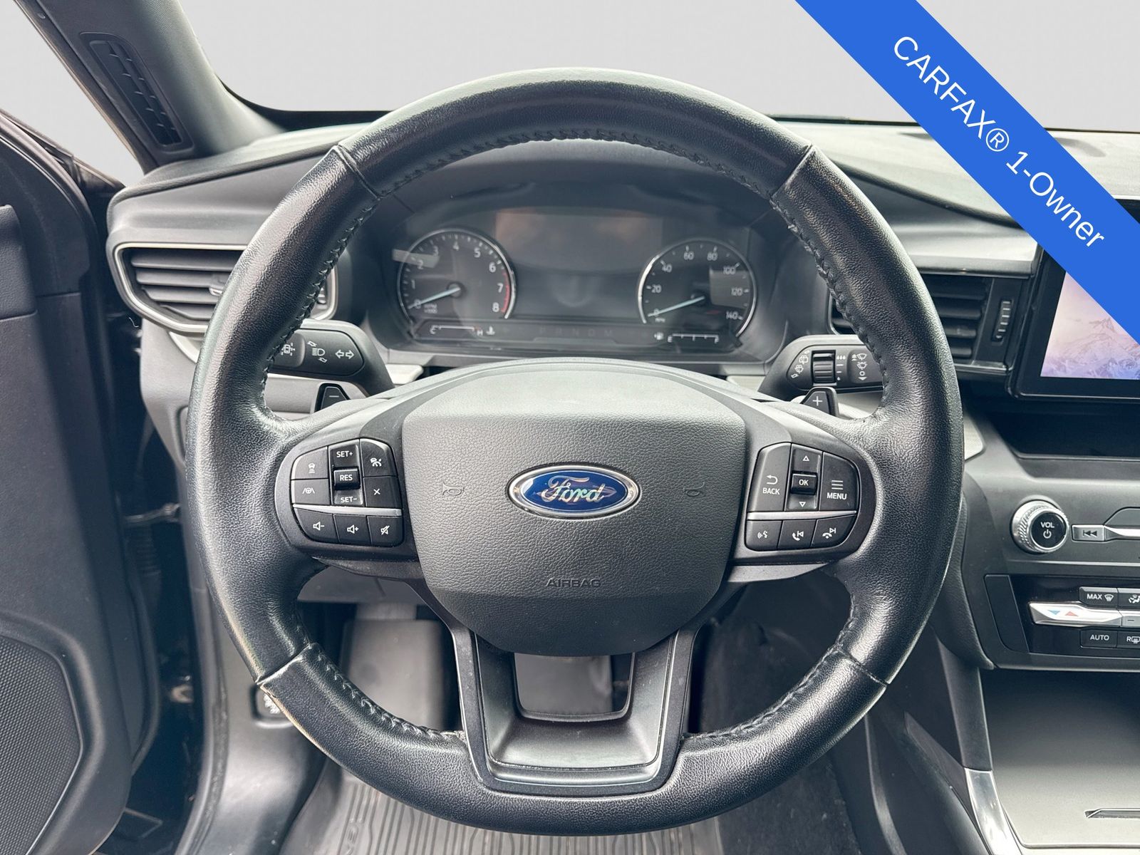 Thumbnail: 2020 Ford Explorer - 24