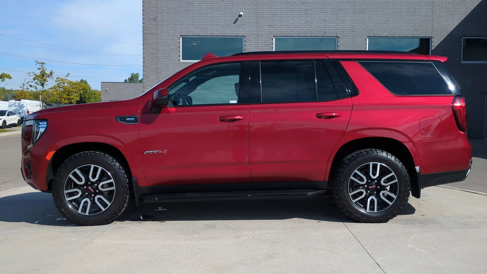 Thumbnail: 2021 GMC Yukon - 3