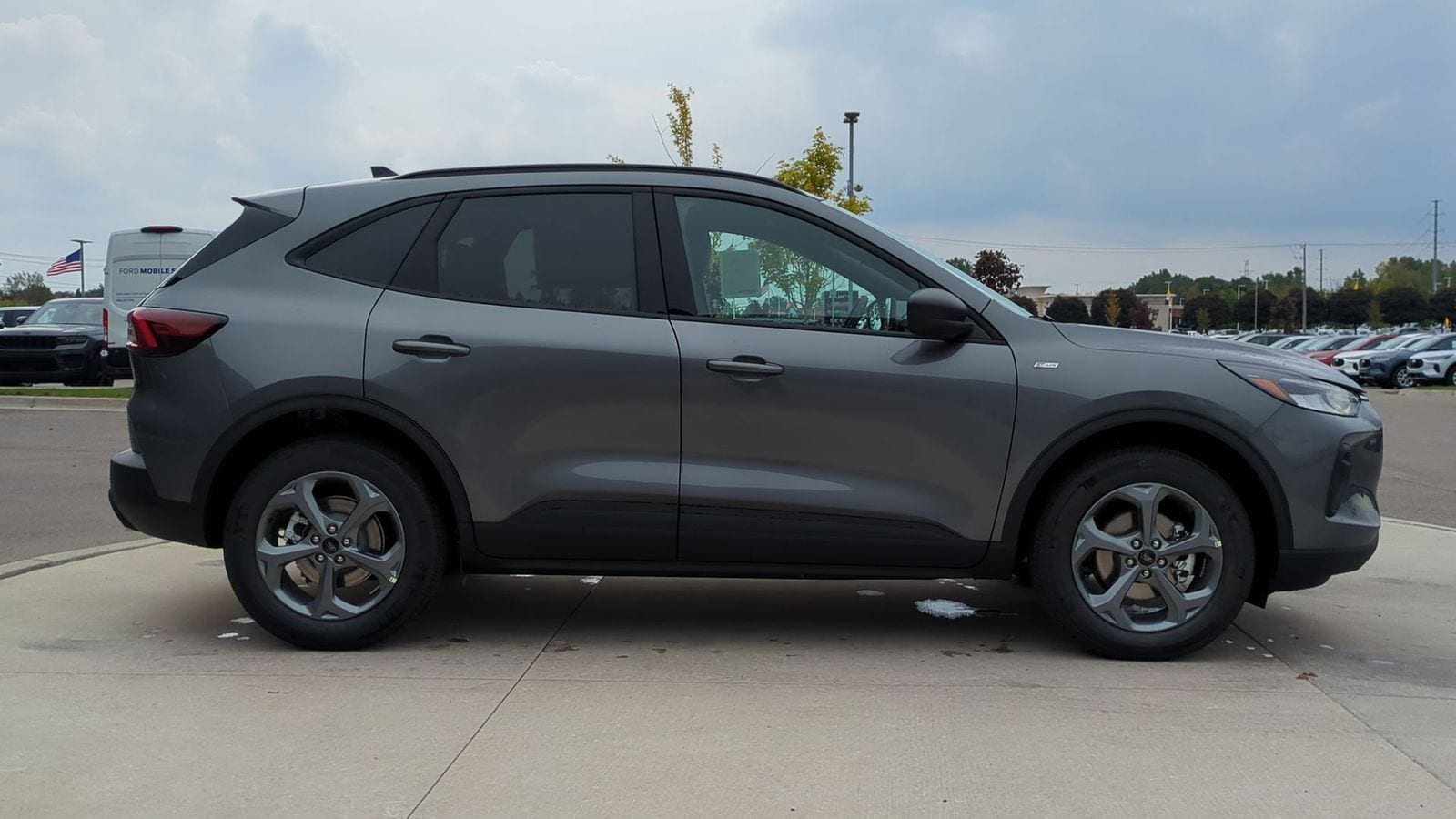 Thumbnail: 2025 Ford Escape - 7