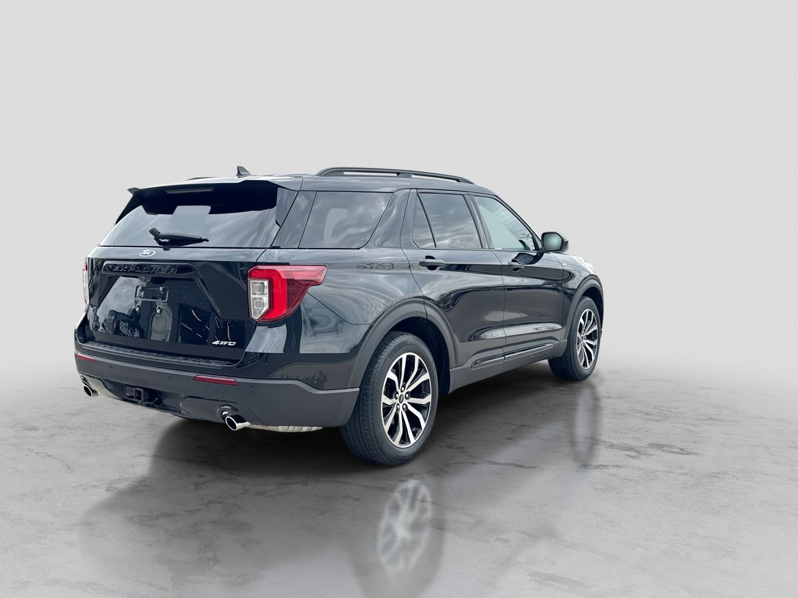 Thumbnail: 2022 Ford Explorer - 7