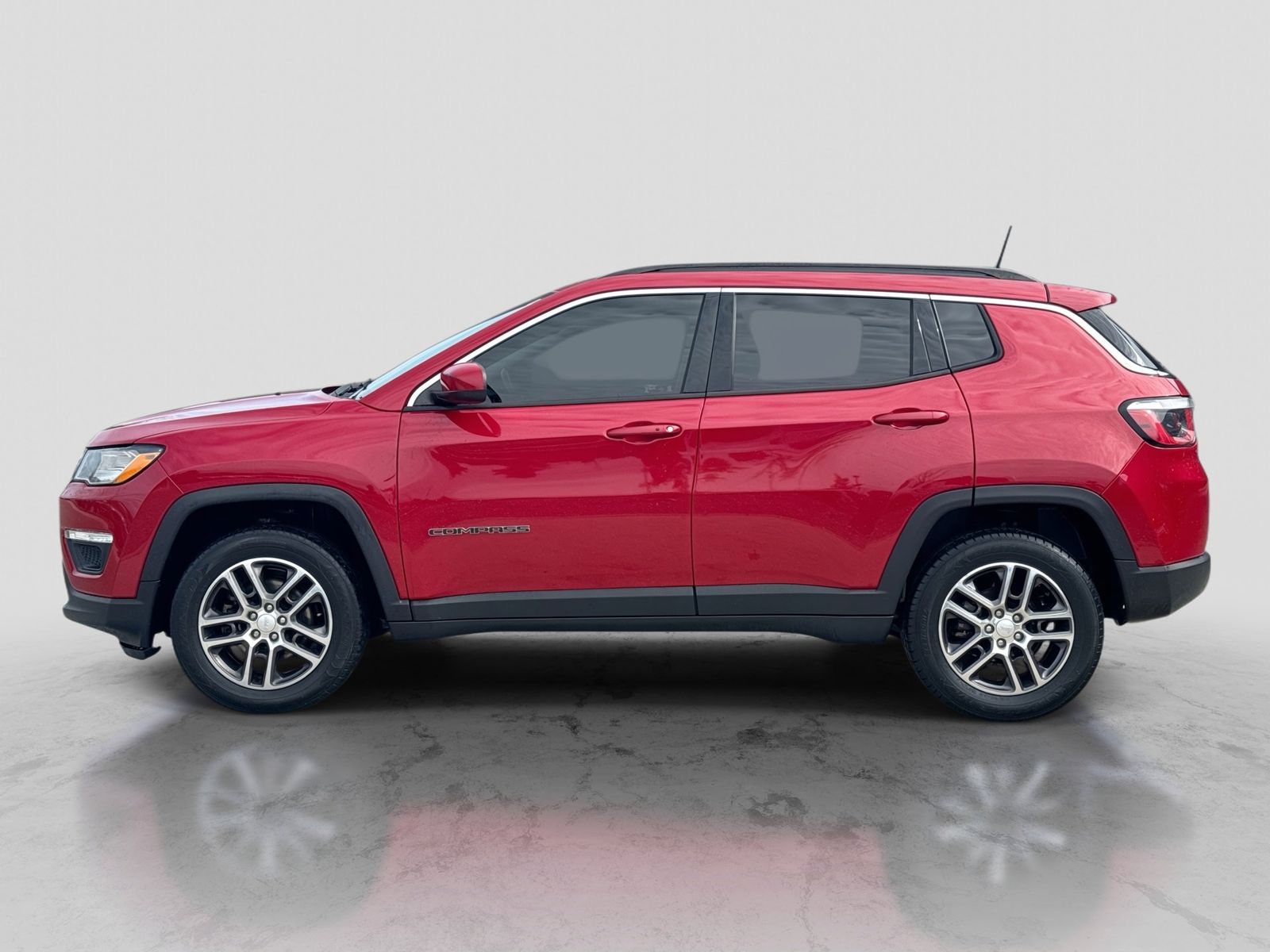 Thumbnail: 2018 Jeep Compass - 2