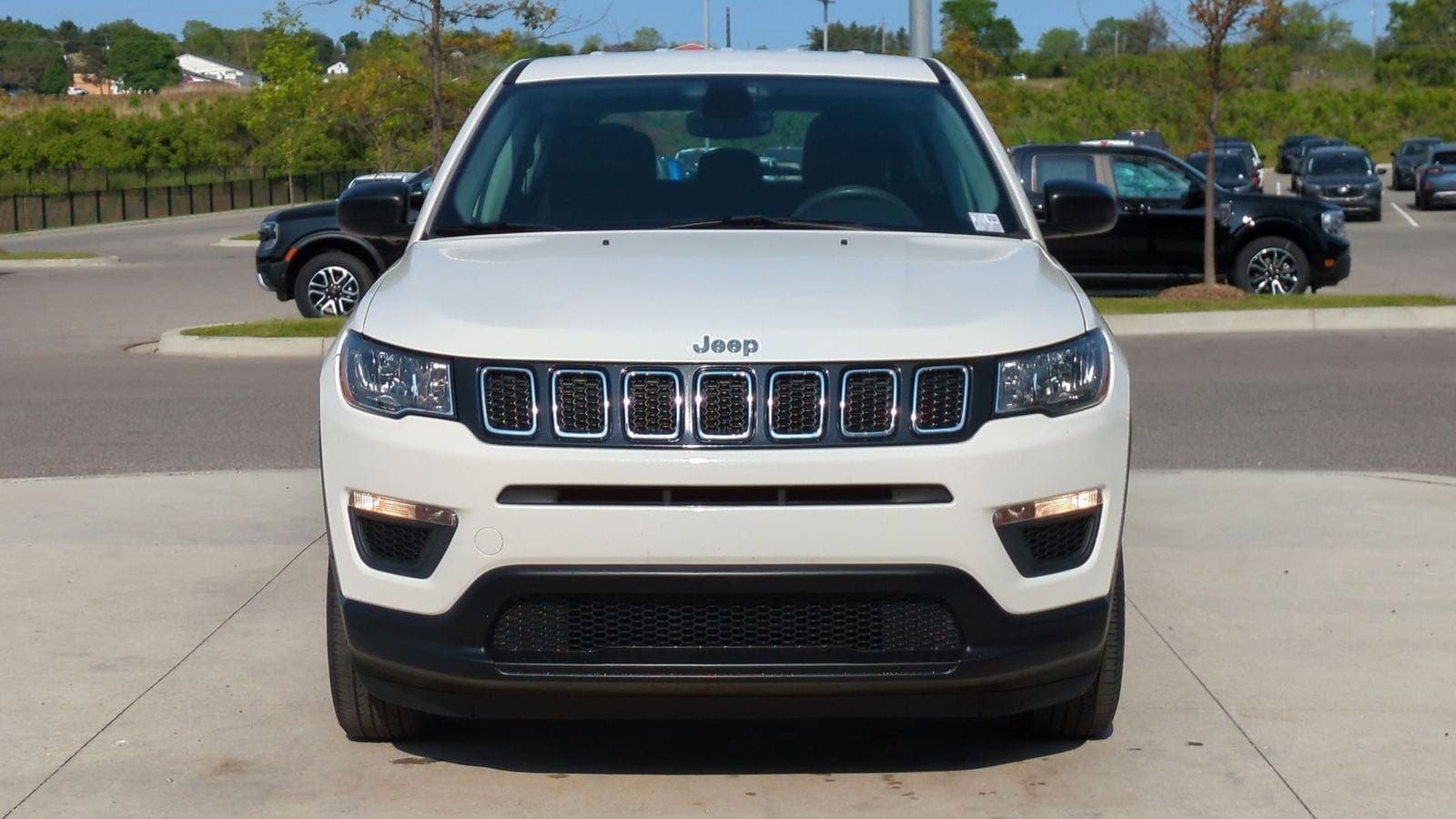 Thumbnail: 2018 Jeep Compass - 10