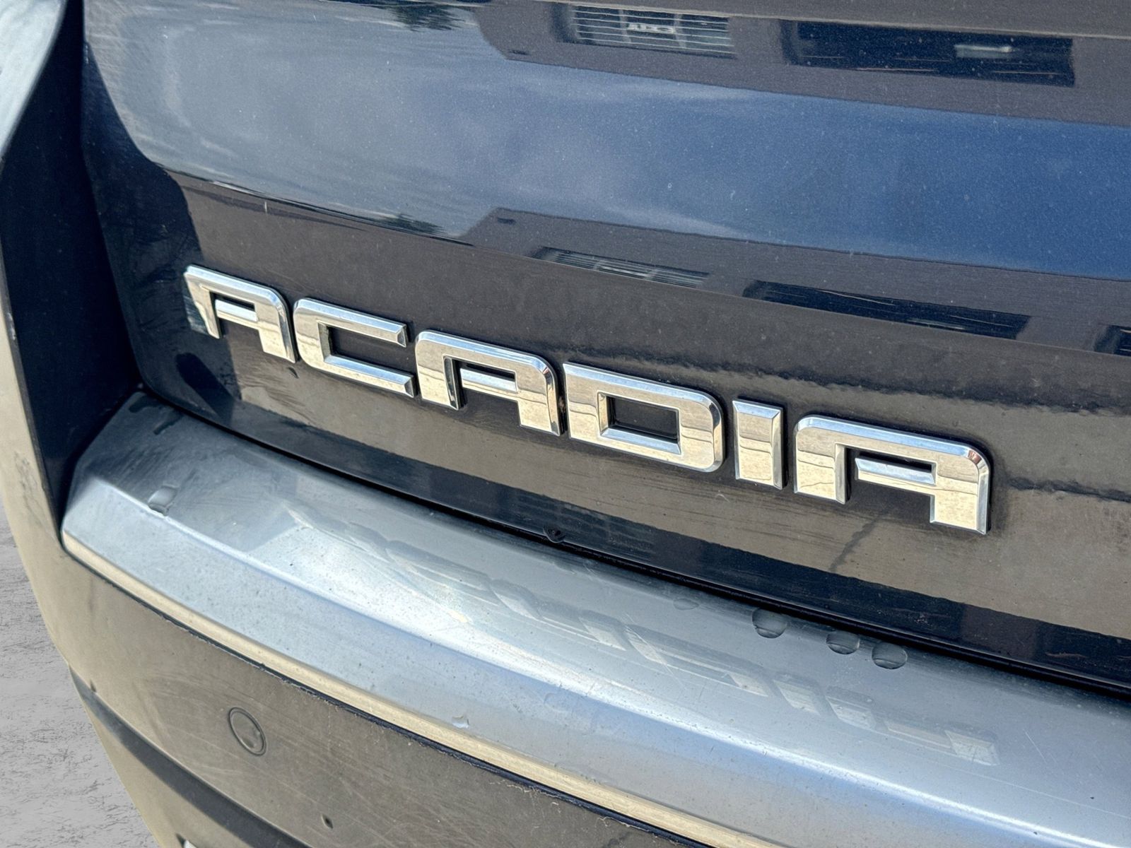 Thumbnail: 2015 GMC Acadia - 12