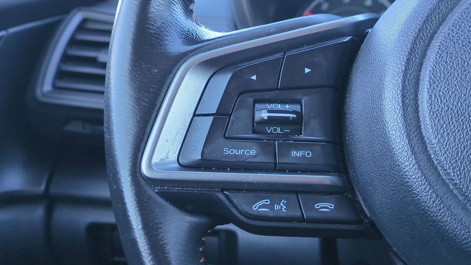 Thumbnail: 2018 Subaru Crosstrek - 21