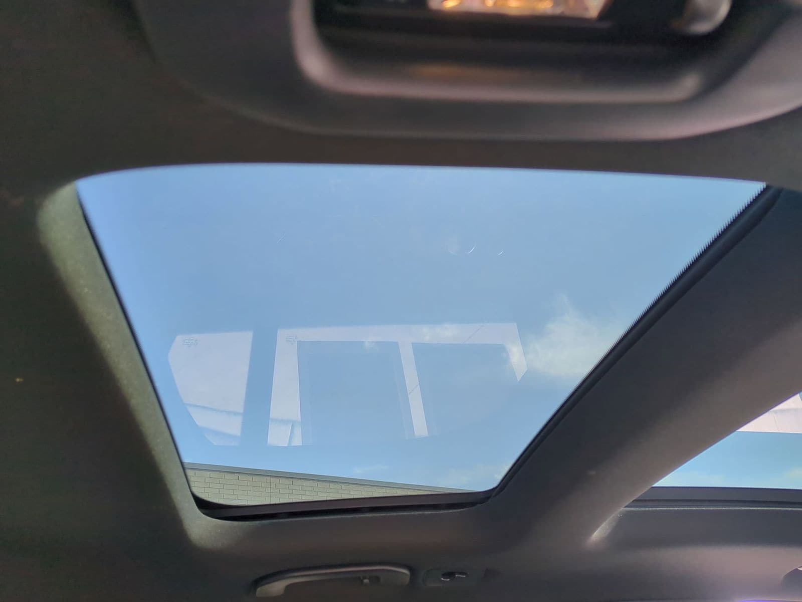 Thumbnail: 2017 Mercedes-Benz GLC - 24