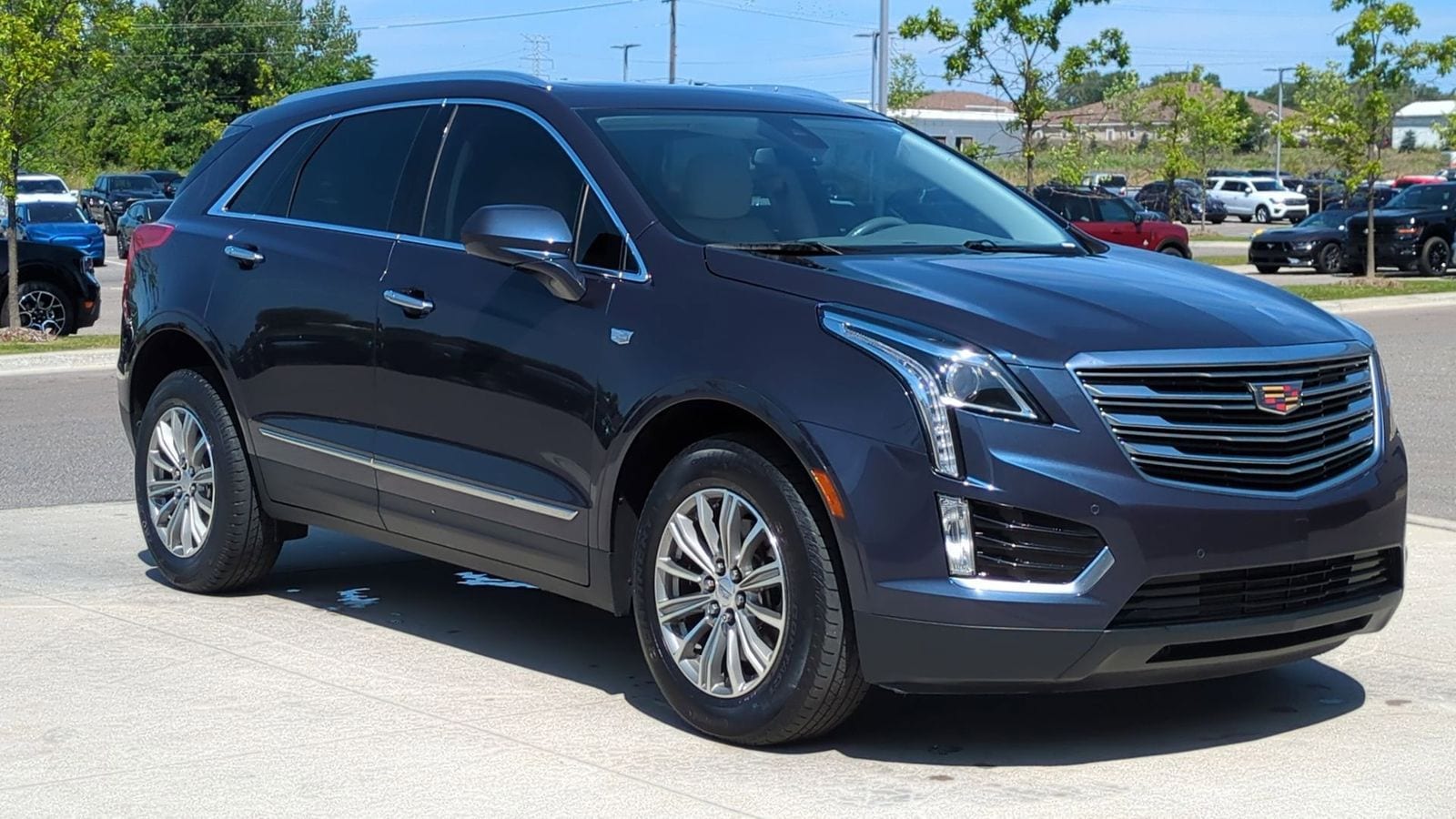 Thumbnail: 2018 Cadillac XT5 - 9