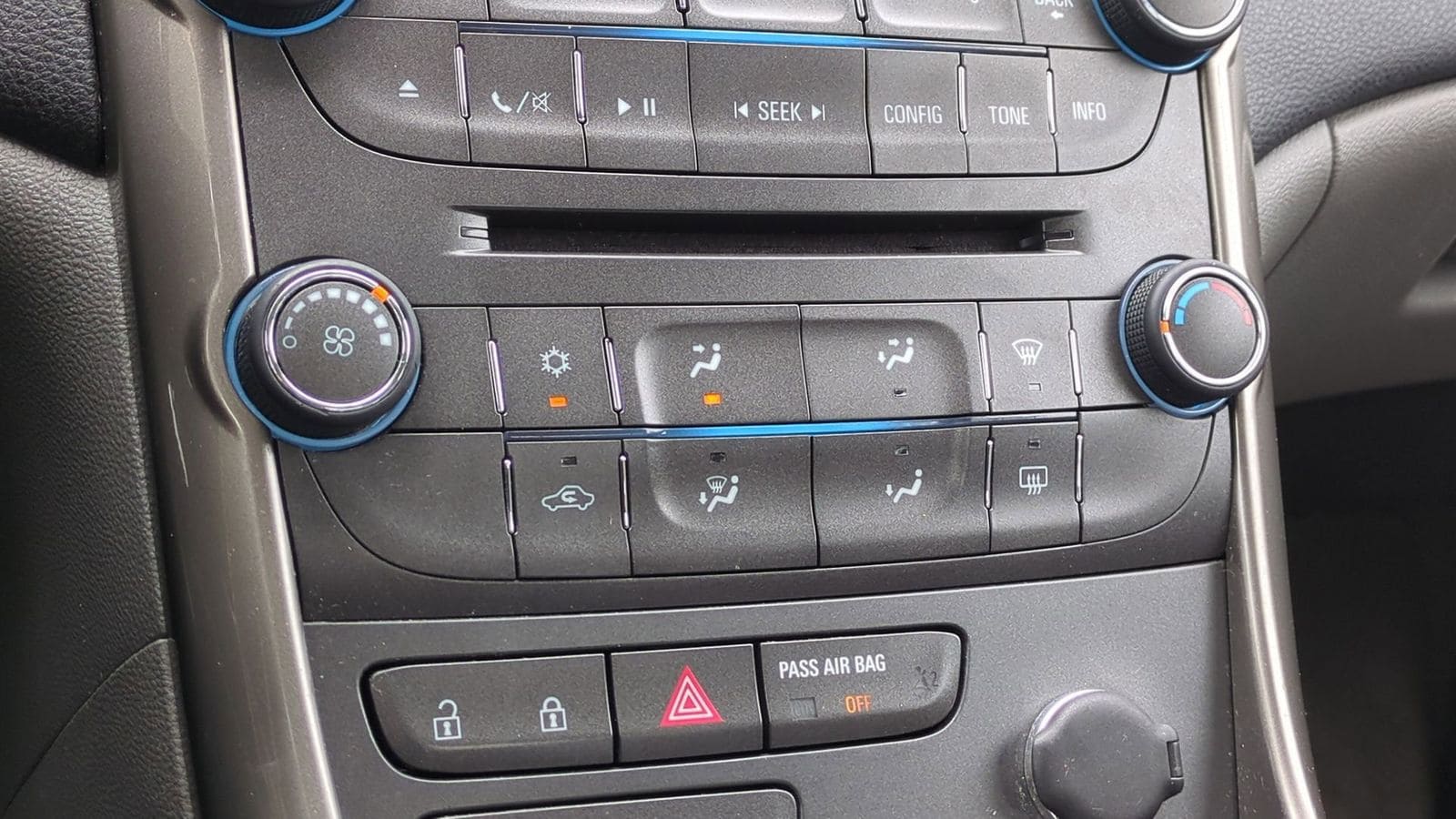 Thumbnail: 2013 Chevrolet Malibu - 26