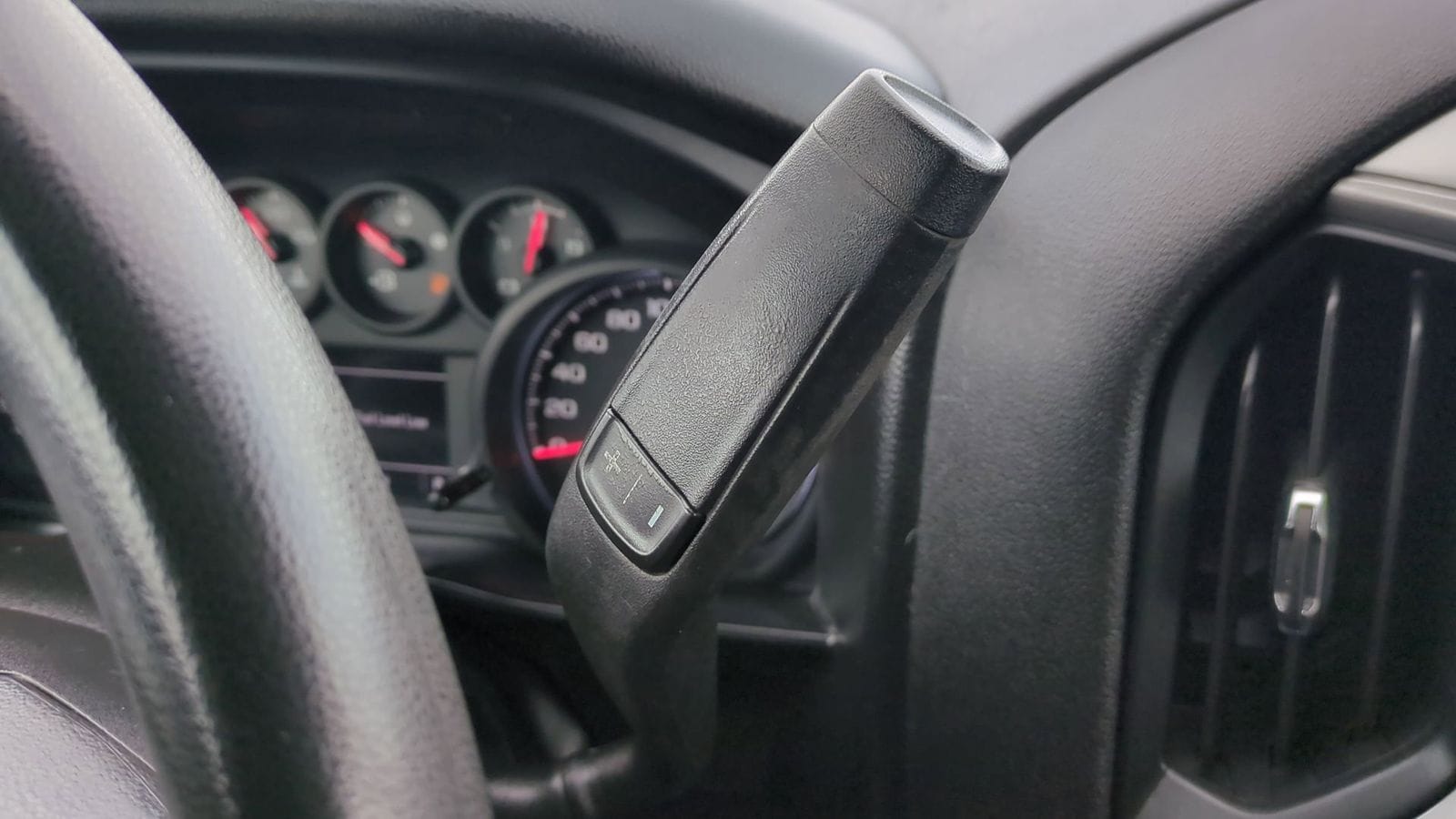 Thumbnail: 2020 Chevrolet Silverado 1500 - 36